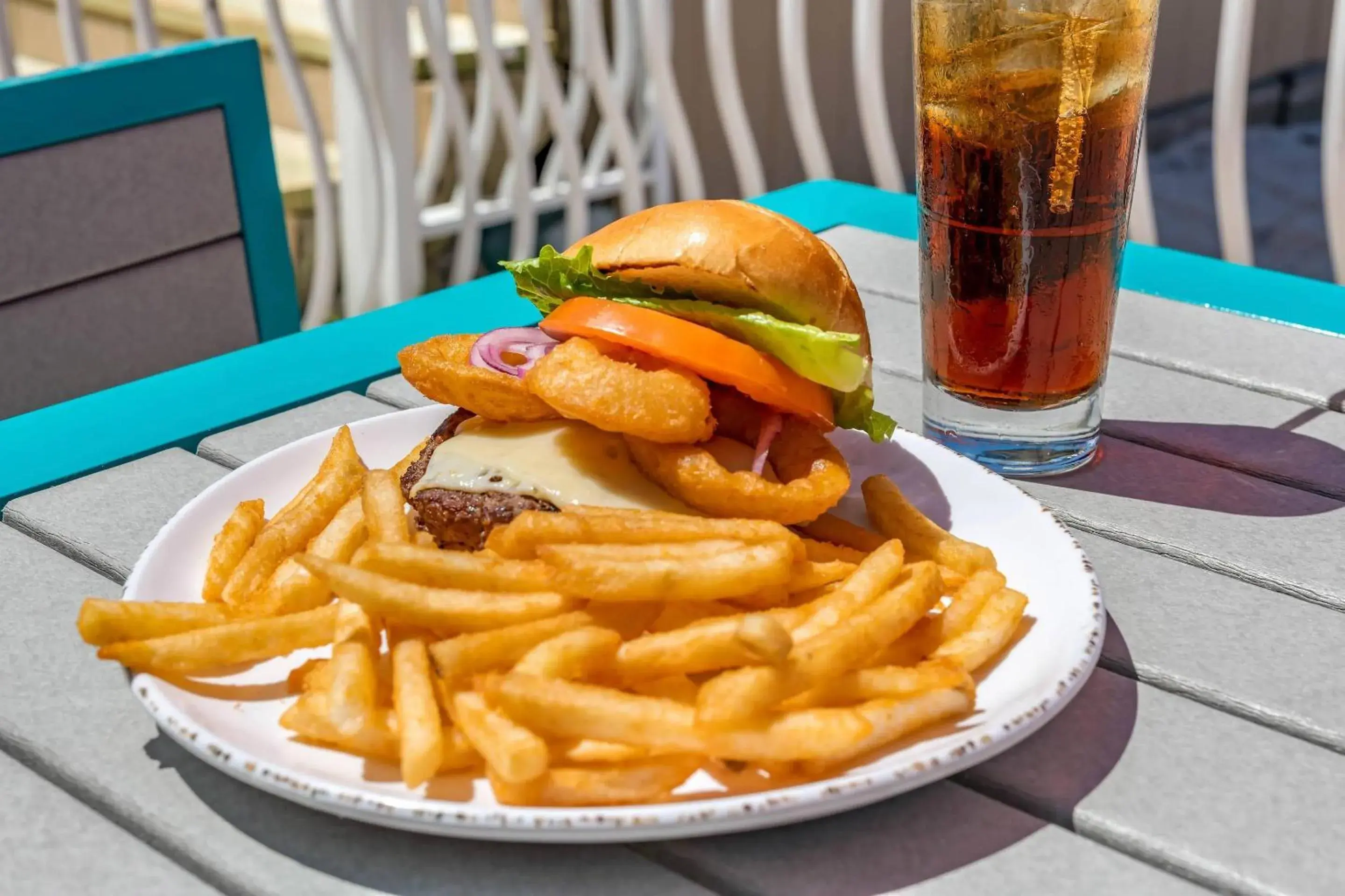 Restaurant/places to eat in Dolphin Sands Clearwater Beach, an Ascend Collection Hotel Restaurant/places to eat in Dolphin Sands Clearwater Beach, an Ascend Collection Hotel