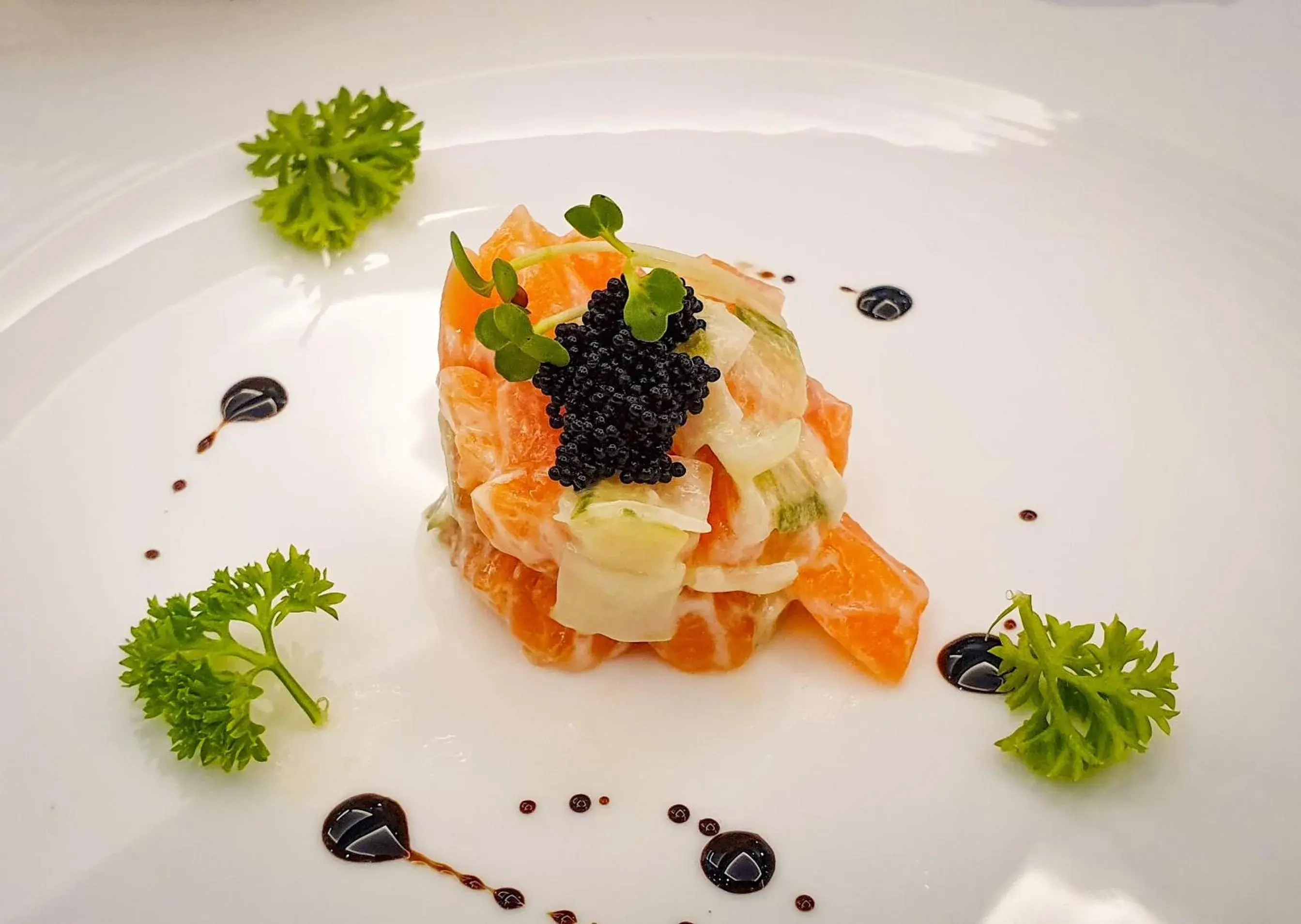 Food in Paradise Grand Cruise - Lan Ha Bay Food in Paradise Grand Cruise - Lan Ha Bay