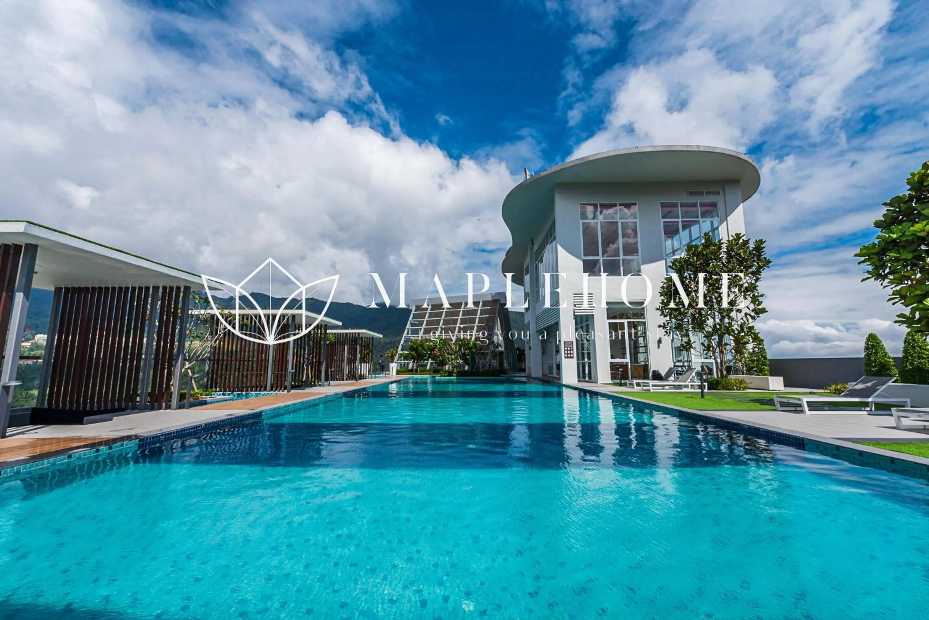 Swimming pool in Windmill Premier Suites Genting Highlands