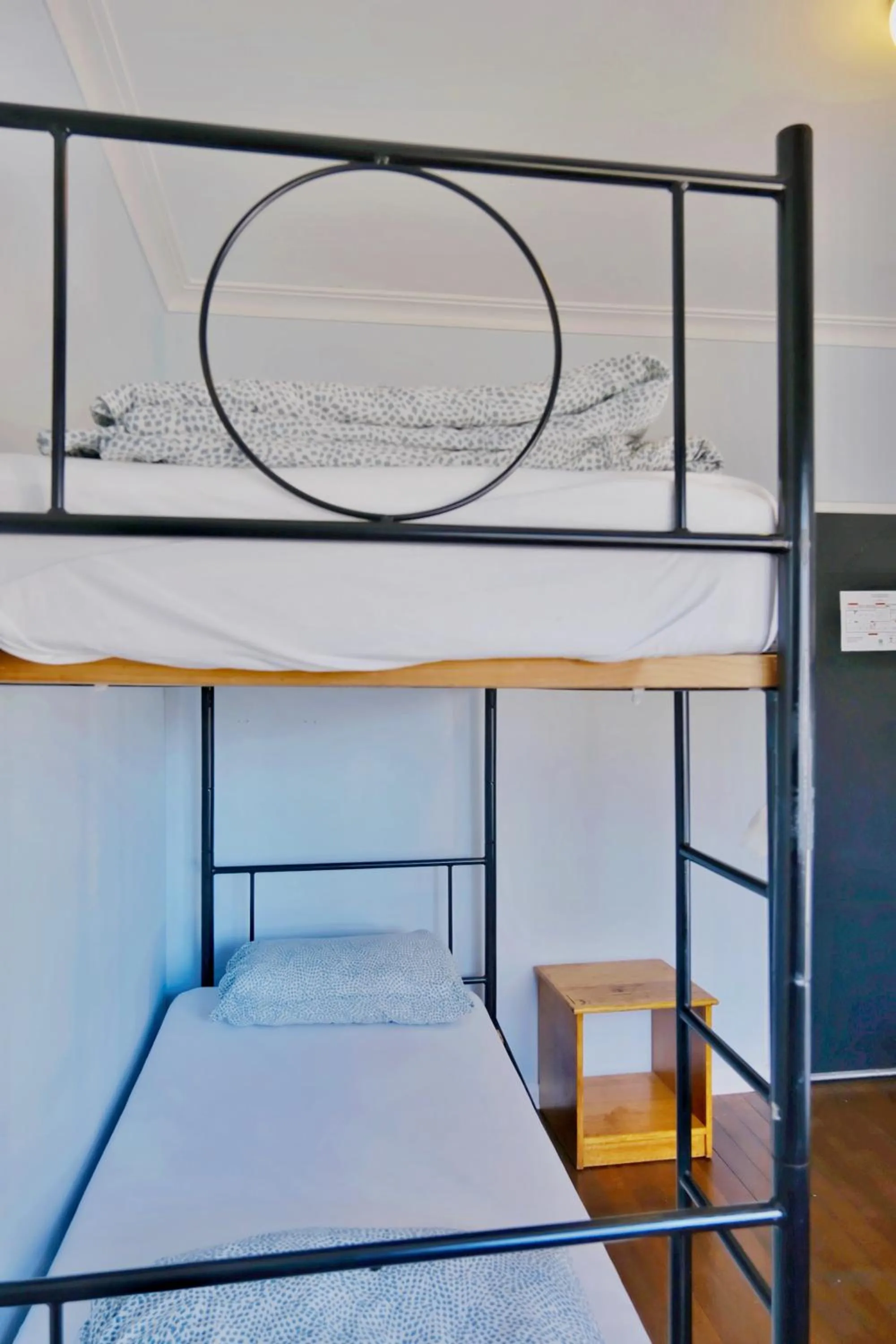 Bed in Pint On Punt Backpackers