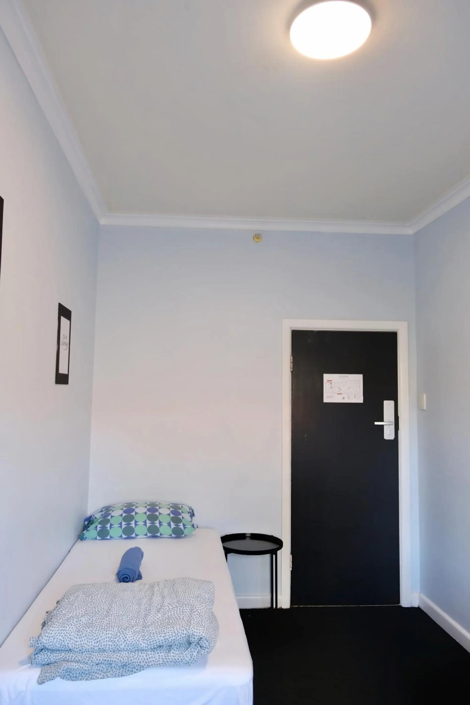 Bed in Pint On Punt Backpackers