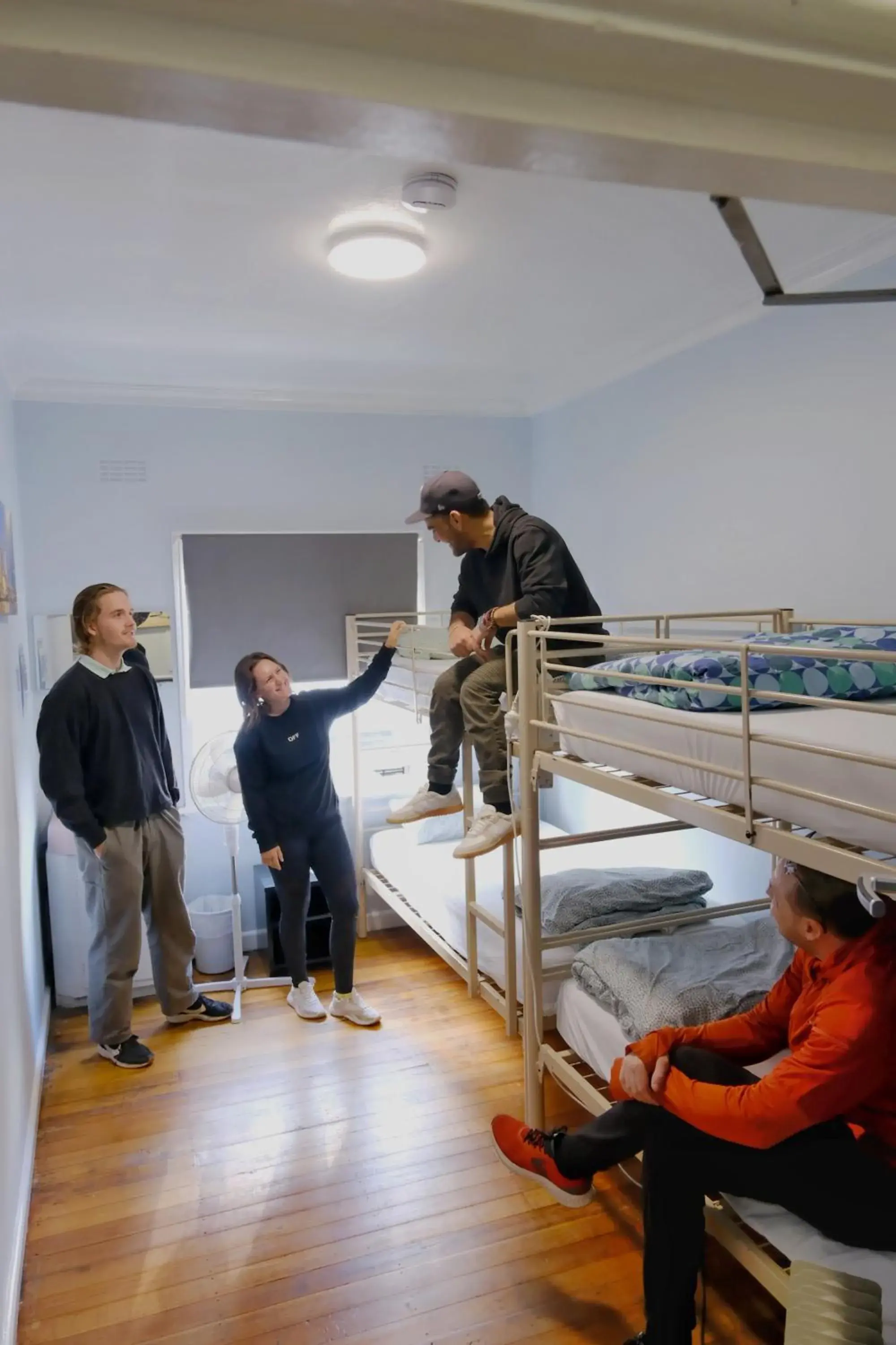 Bed in 4-Bed Mixed Dormitory Room with Shared Bathroom in Pint On Punt Backpackers Bed in 4-Bed Mixed Dormitory Room with Shared Bathroom in Pint On Punt Backpackers