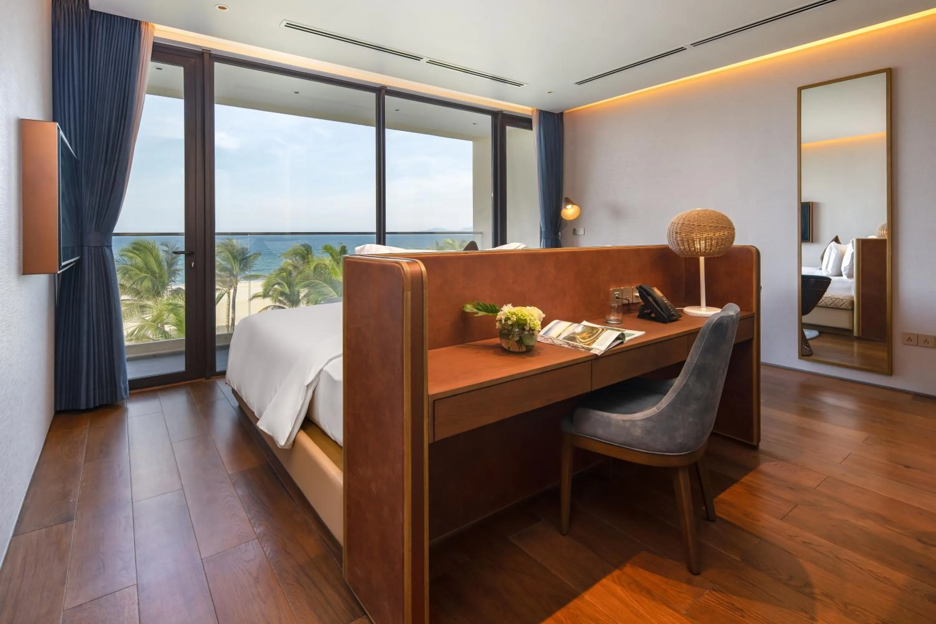 Bed in The Five Villas & Resort Quangnam - Danang