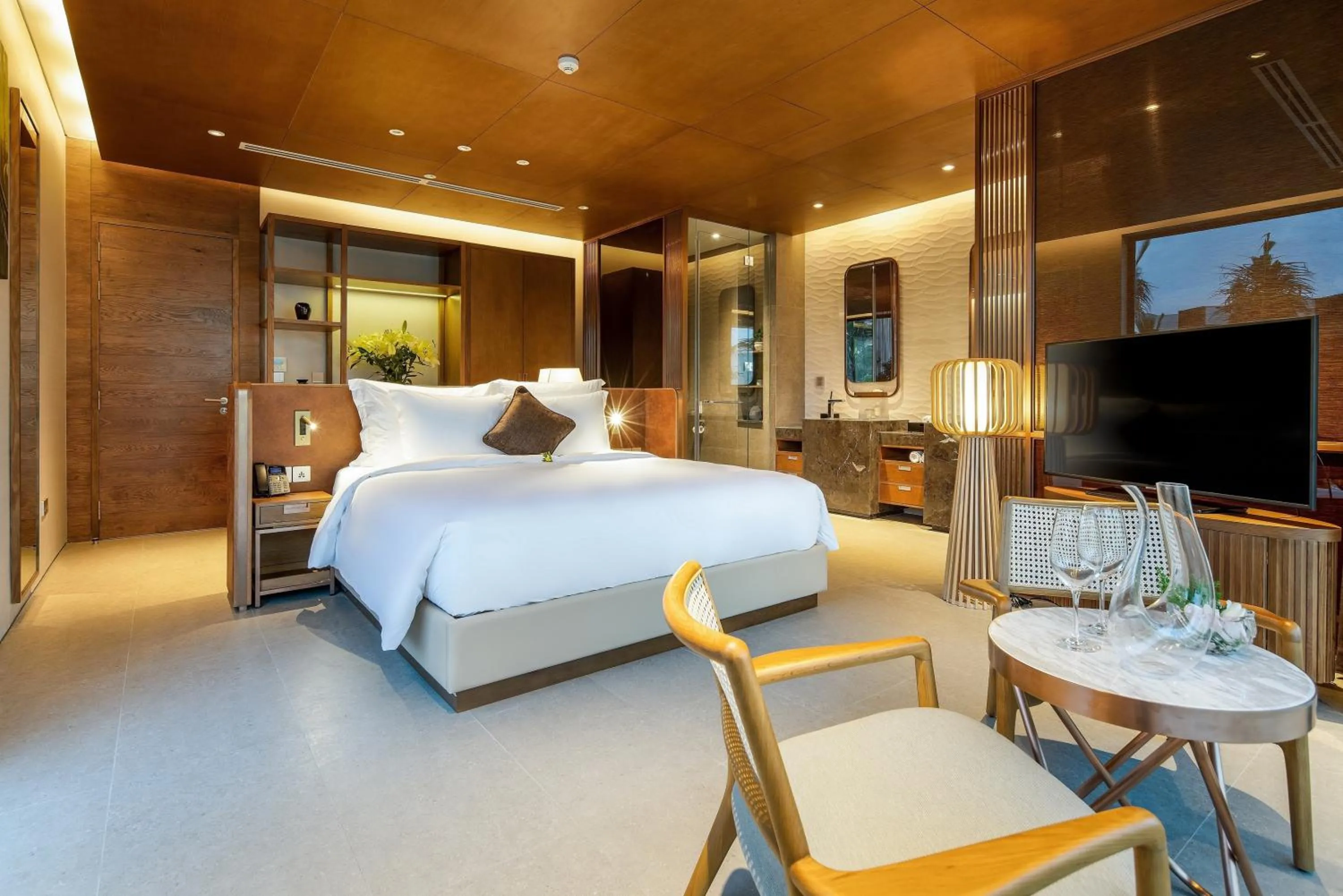 Bed in The Five Villas & Resort Quangnam - Danang