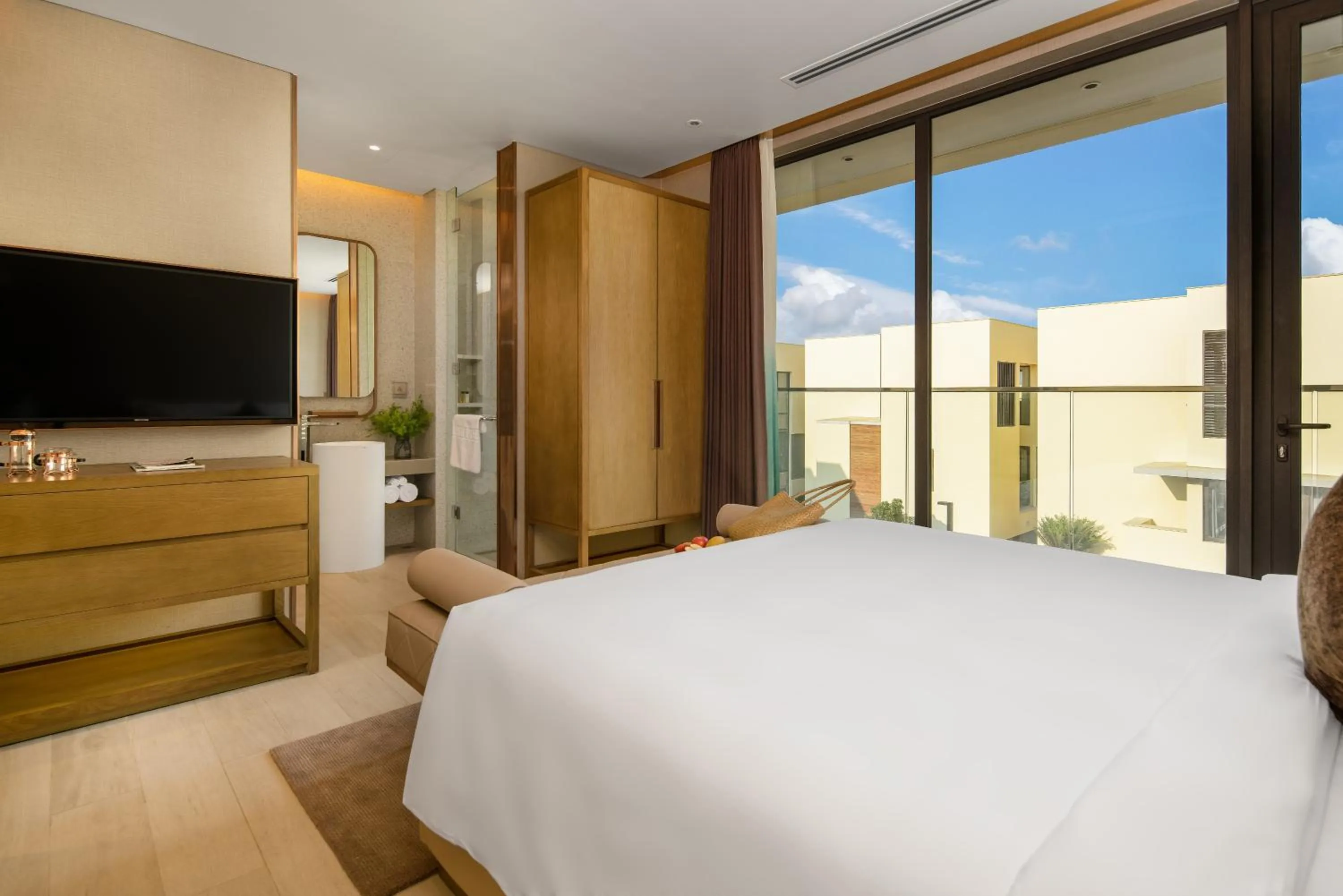 Bed in The Five Villas & Resort Quangnam - Danang