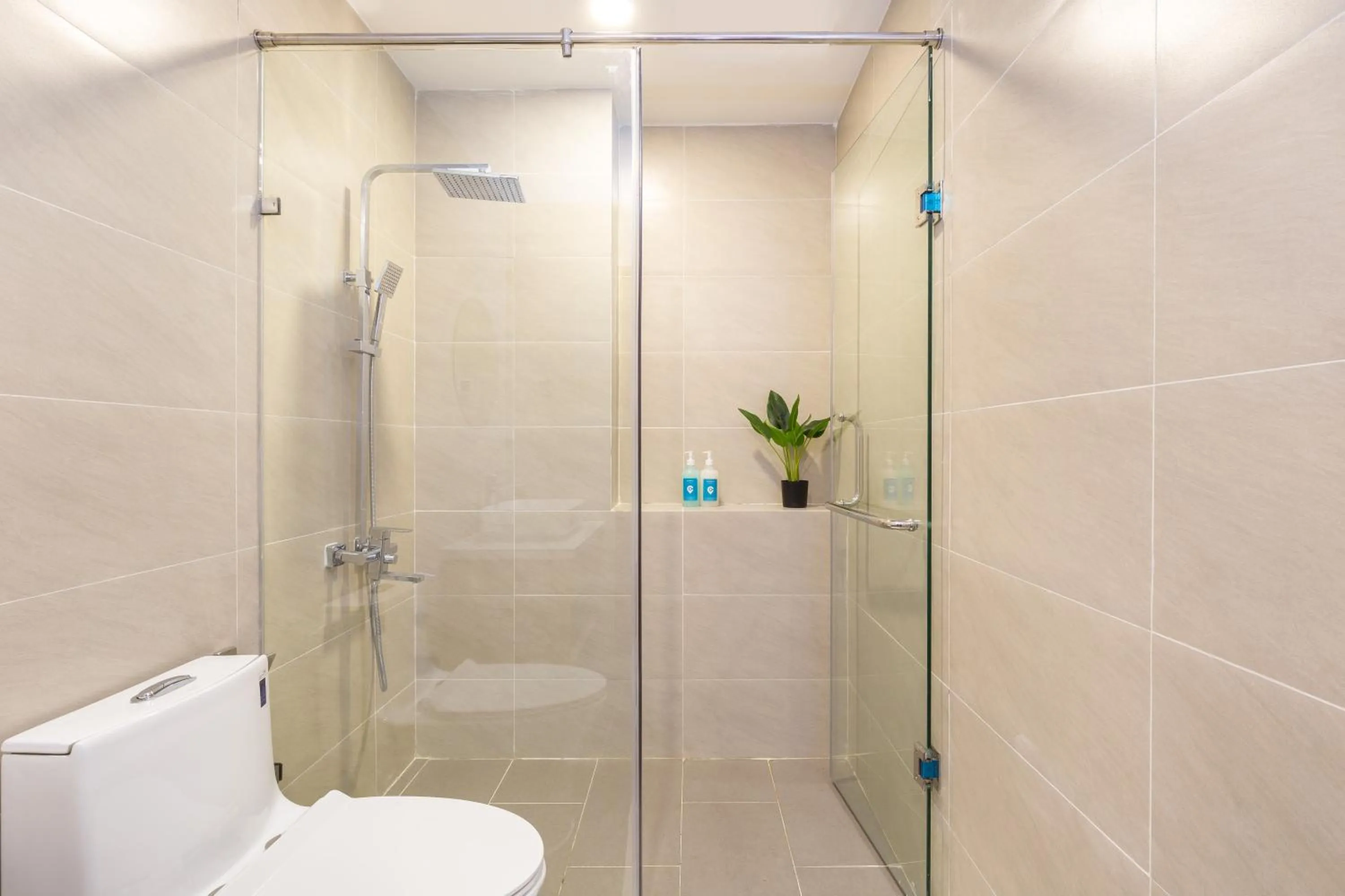 Shower in Cozrum Lux Hotel