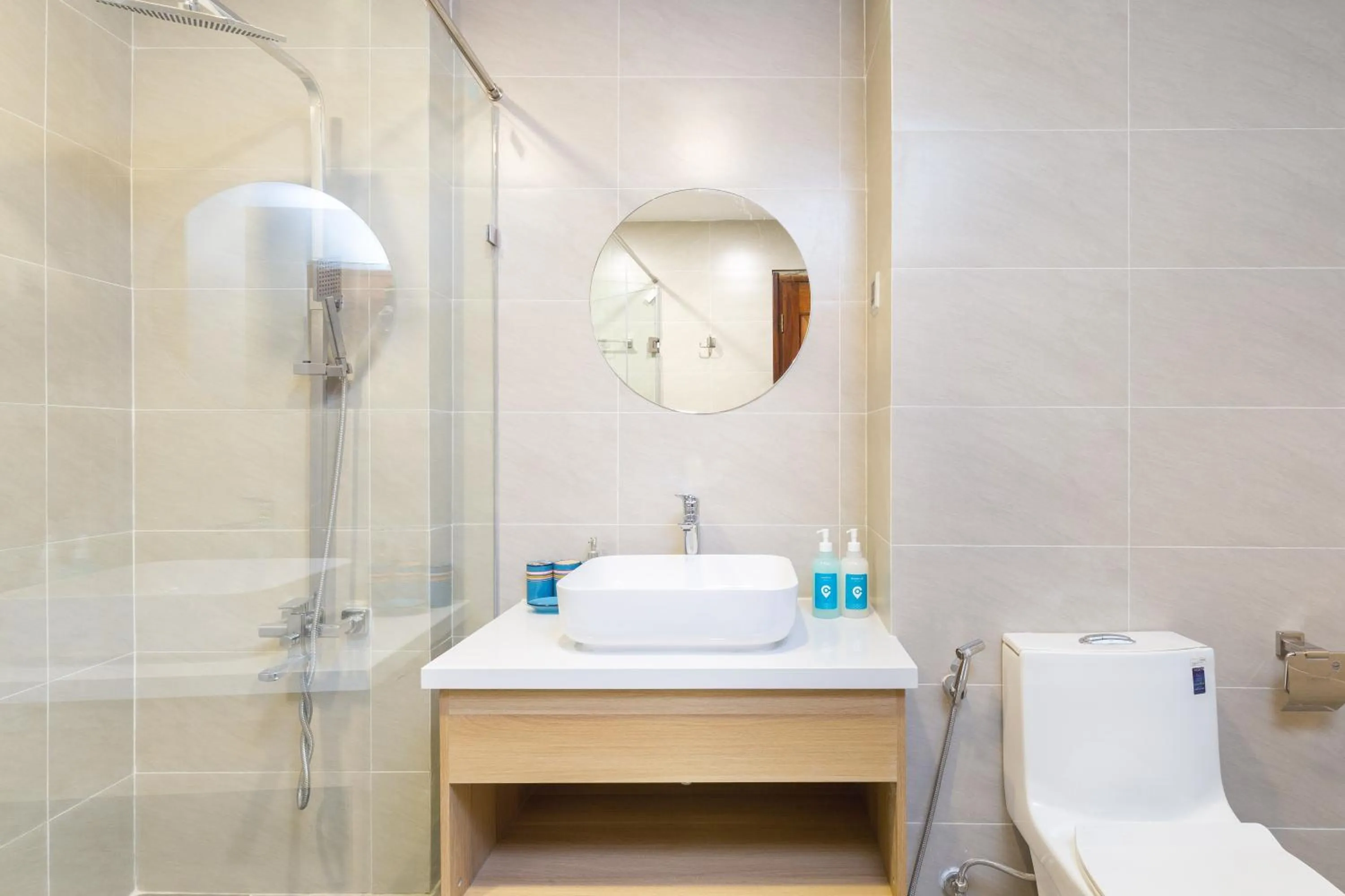 Toilet in Cozrum Lux Hotel