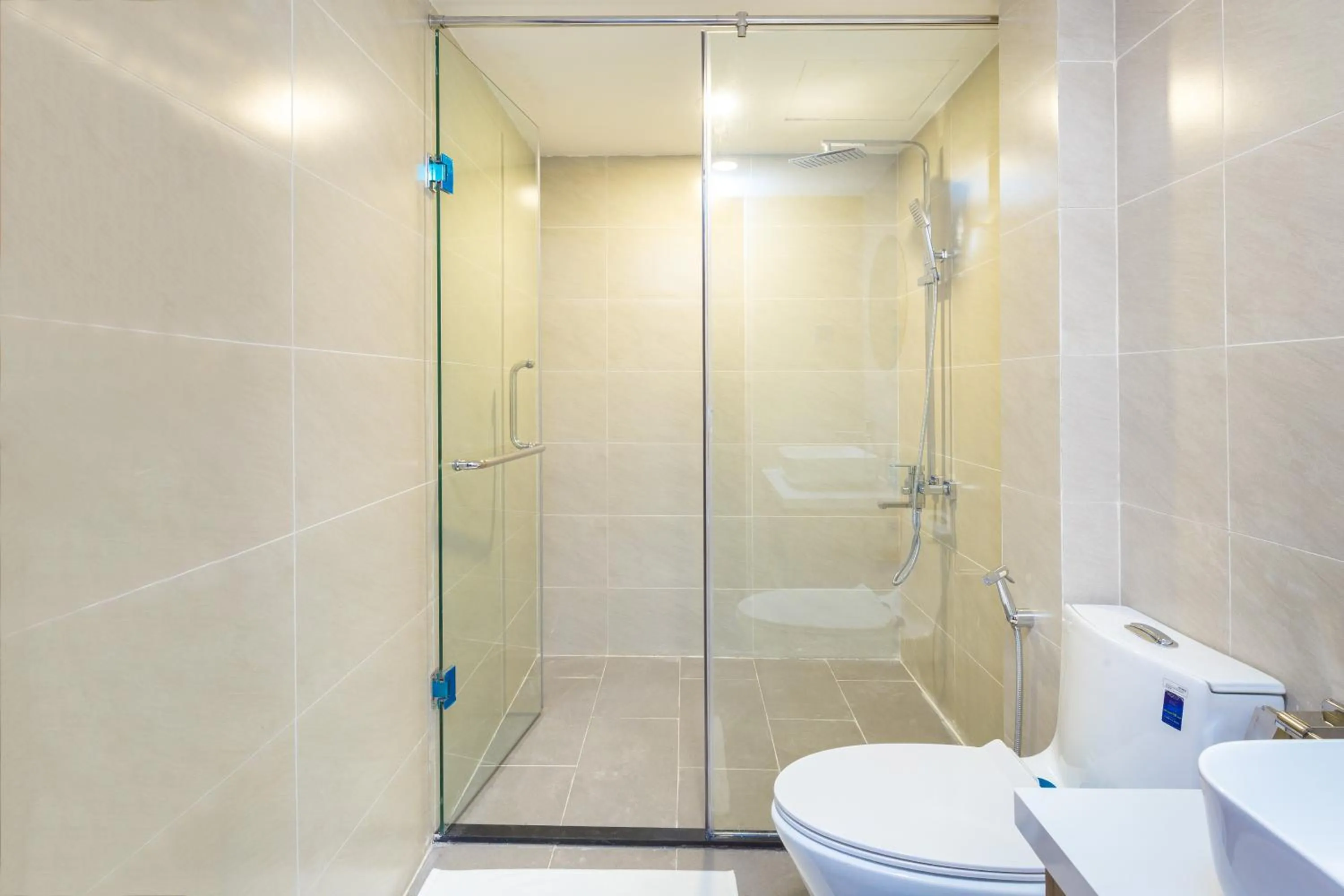 Toilet in Cozrum Lux Hotel