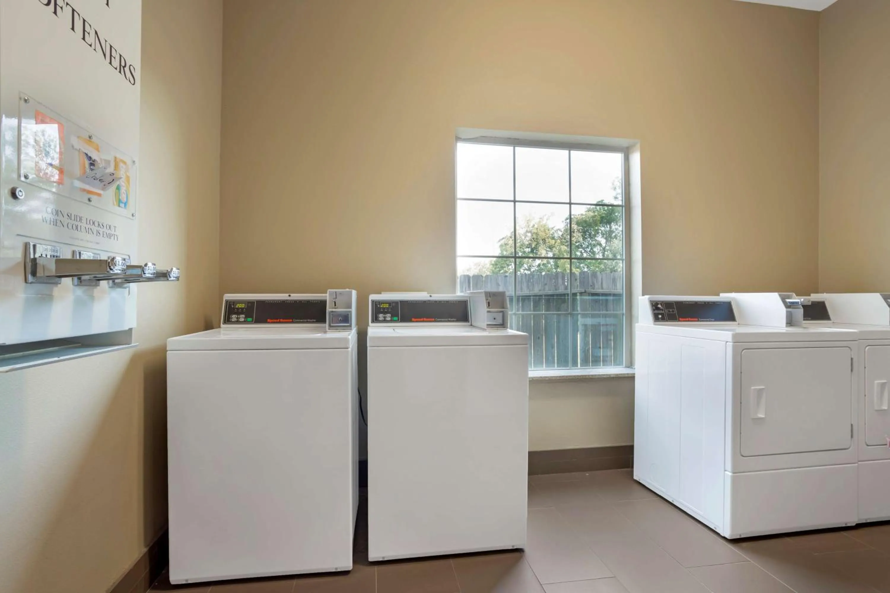 laundry in Best Western Texas City
