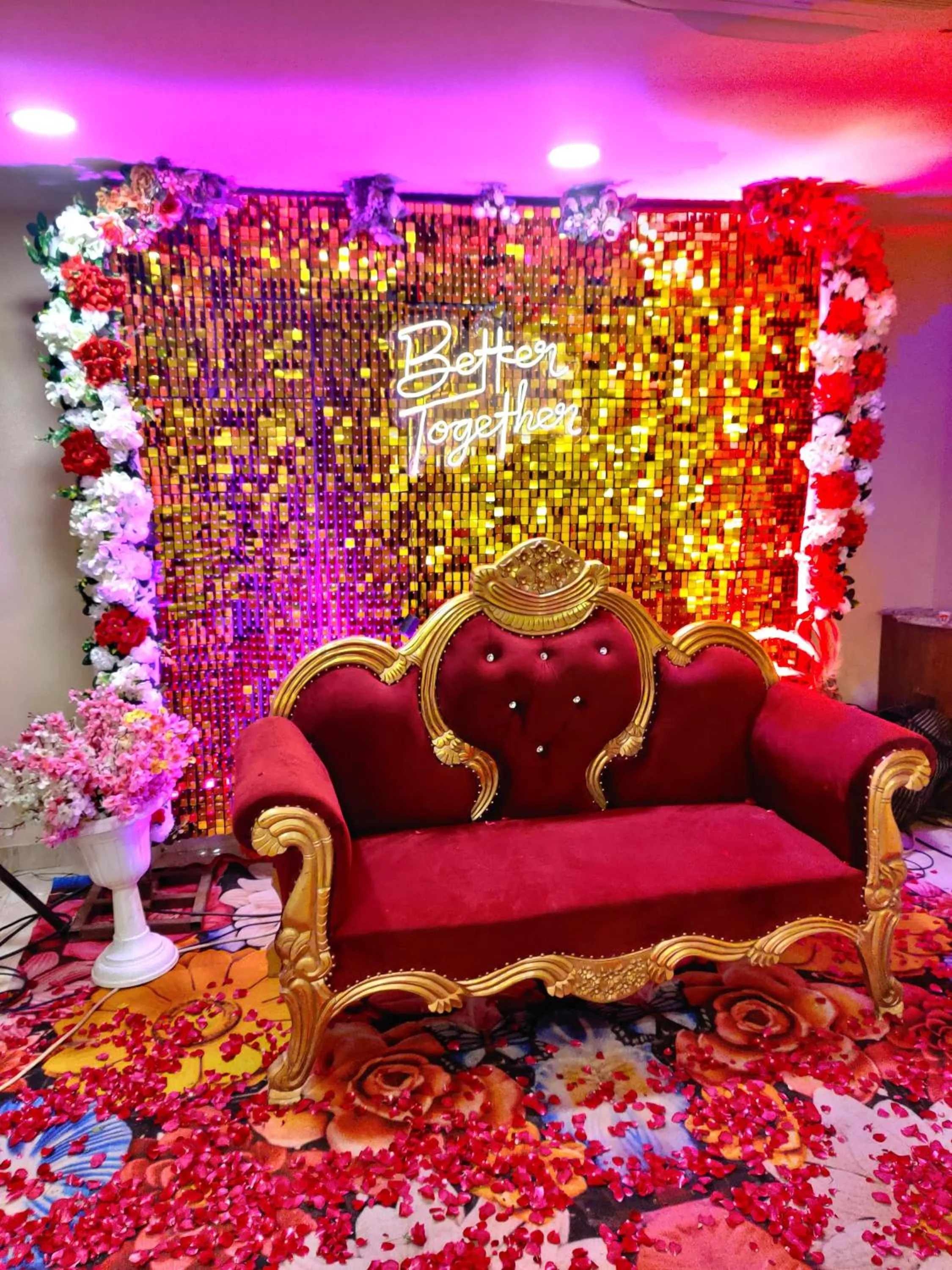 Banquet/Function facilities in Opulence Inn - 500 Meters From Railway Station