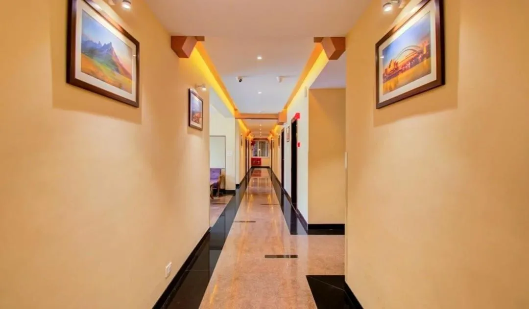 Area and facilities in Opulence Inn - 500 Meters From Railway Station