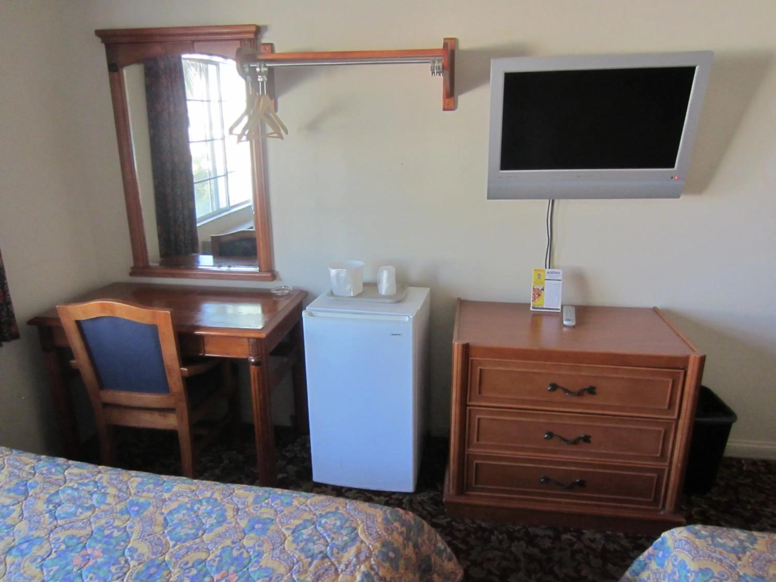 Decorative detail in Starlight Inn Canoga Park