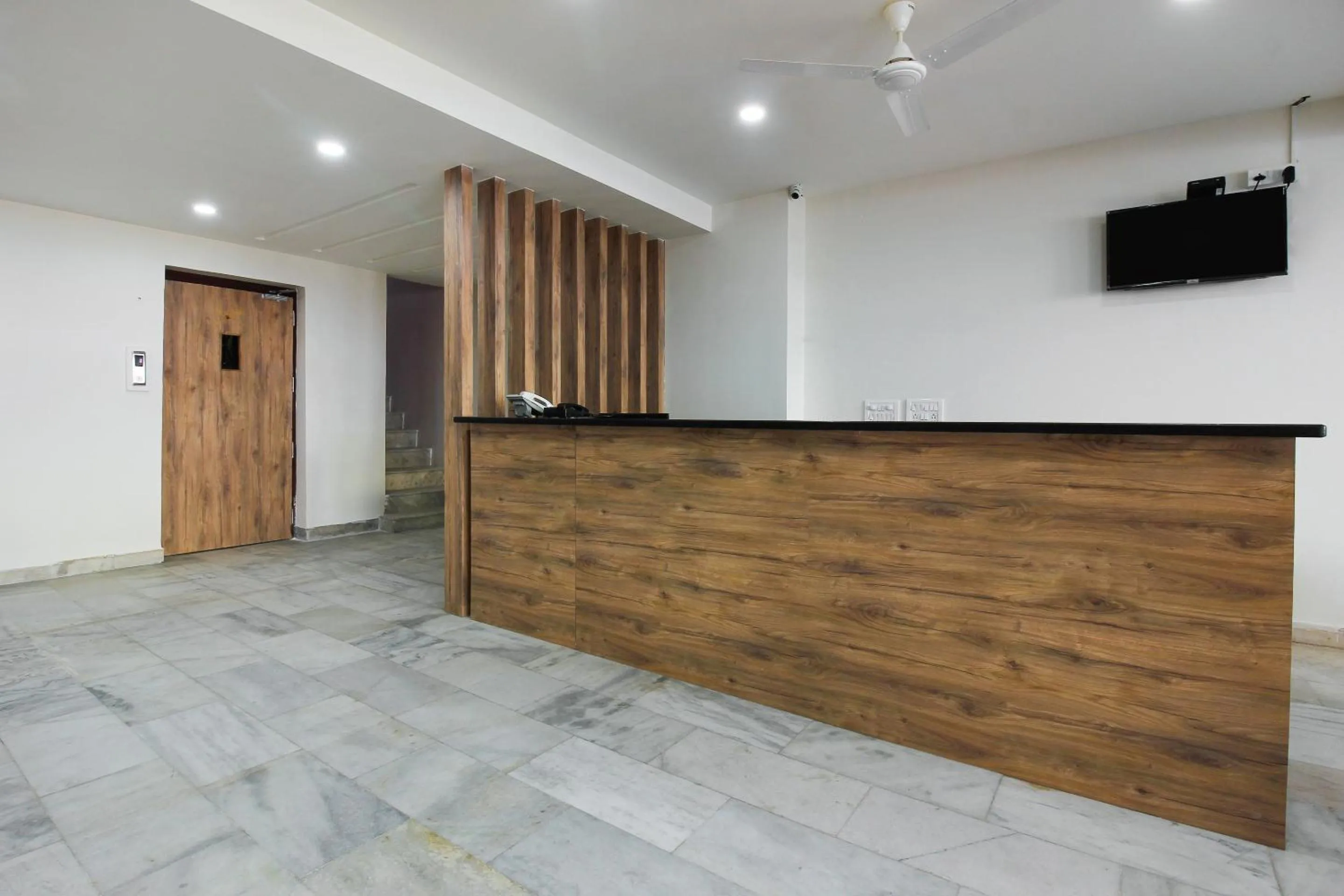 Lobby or reception in Super Capital O Sri Suprabhat Grand Near Kachiguda Railway Station