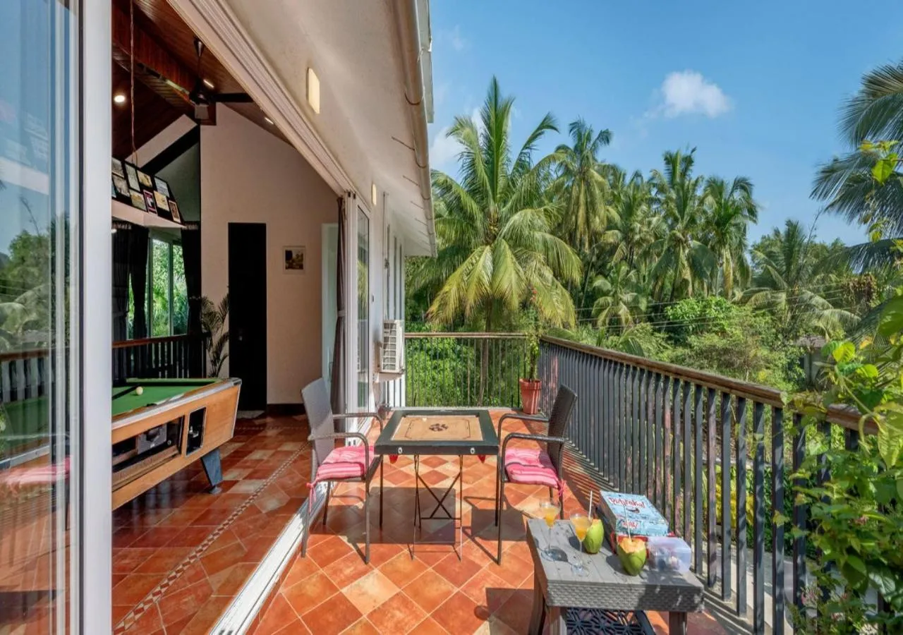 SaffronStays Osaree - 5BR pet-friendly villa near Kihim Beach with a pool and terrace