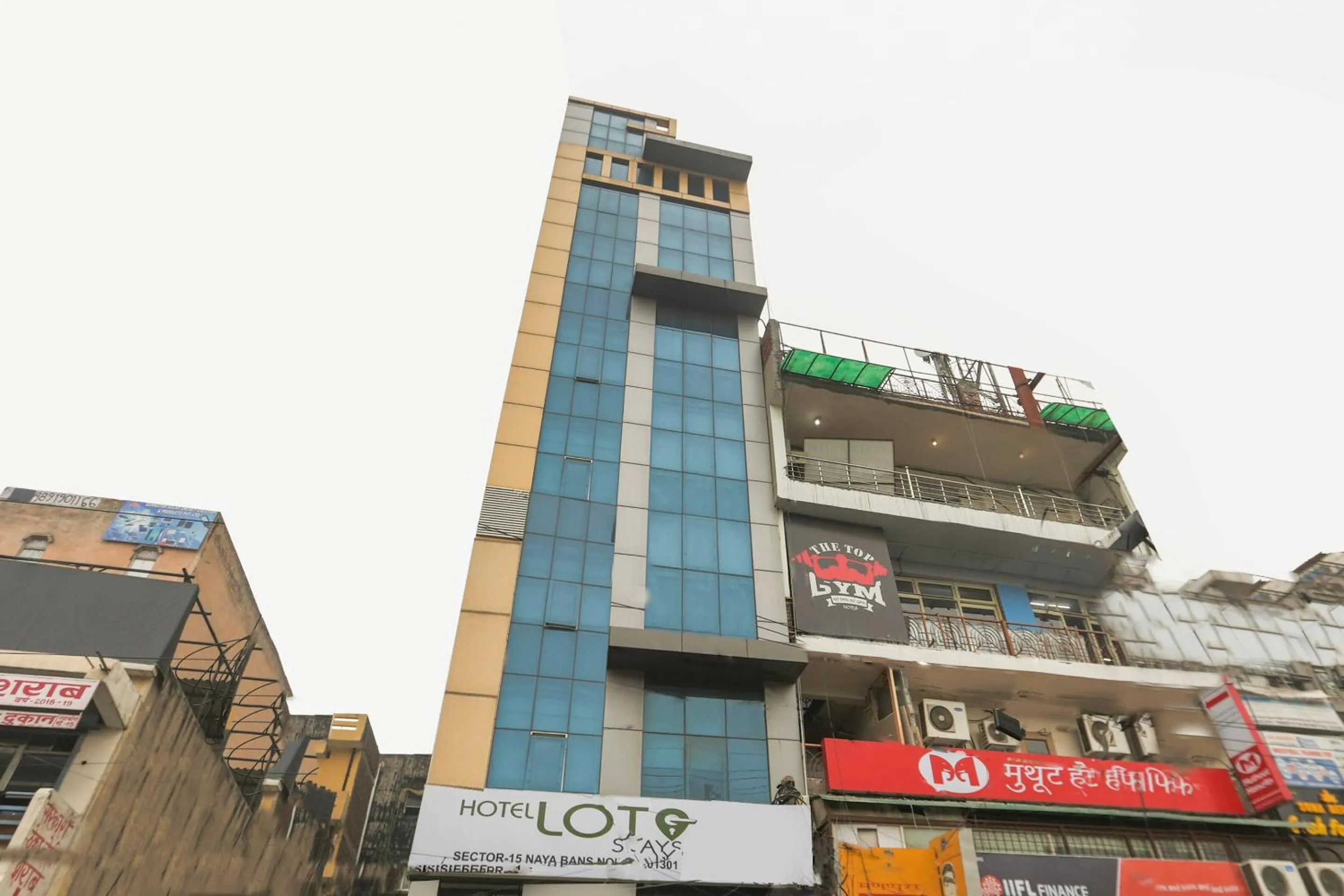 Facade/entrance in OYO Cladis Near Mall Of India