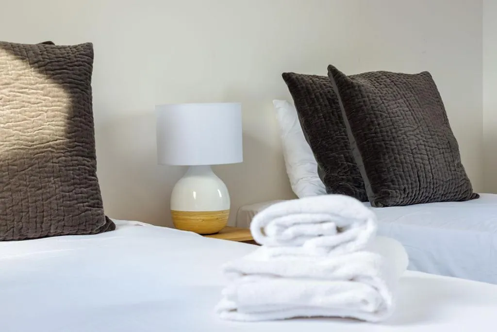 Bed in Calarossa Bay Resort