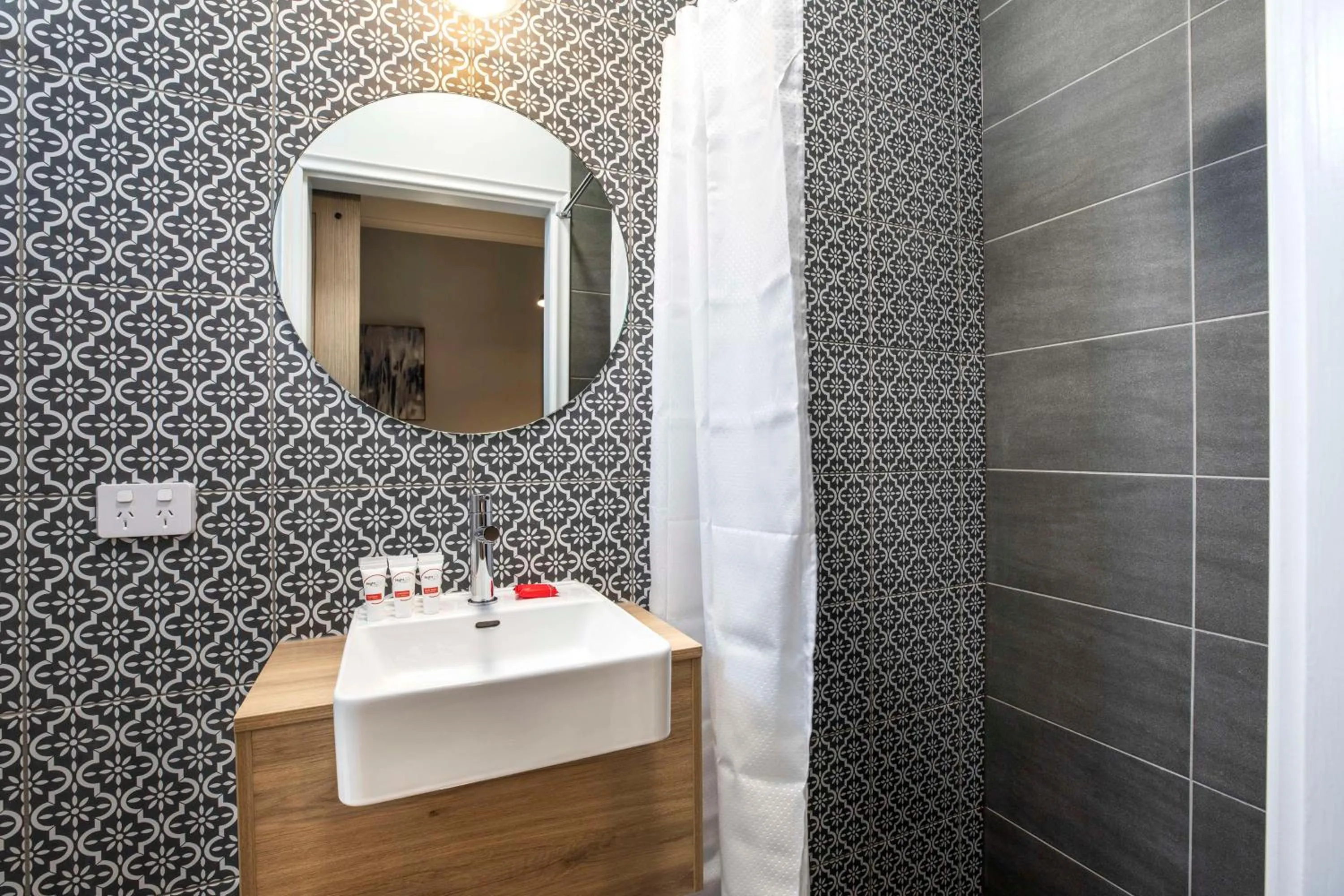 Bathroom in Nightcap at Rex Hotel