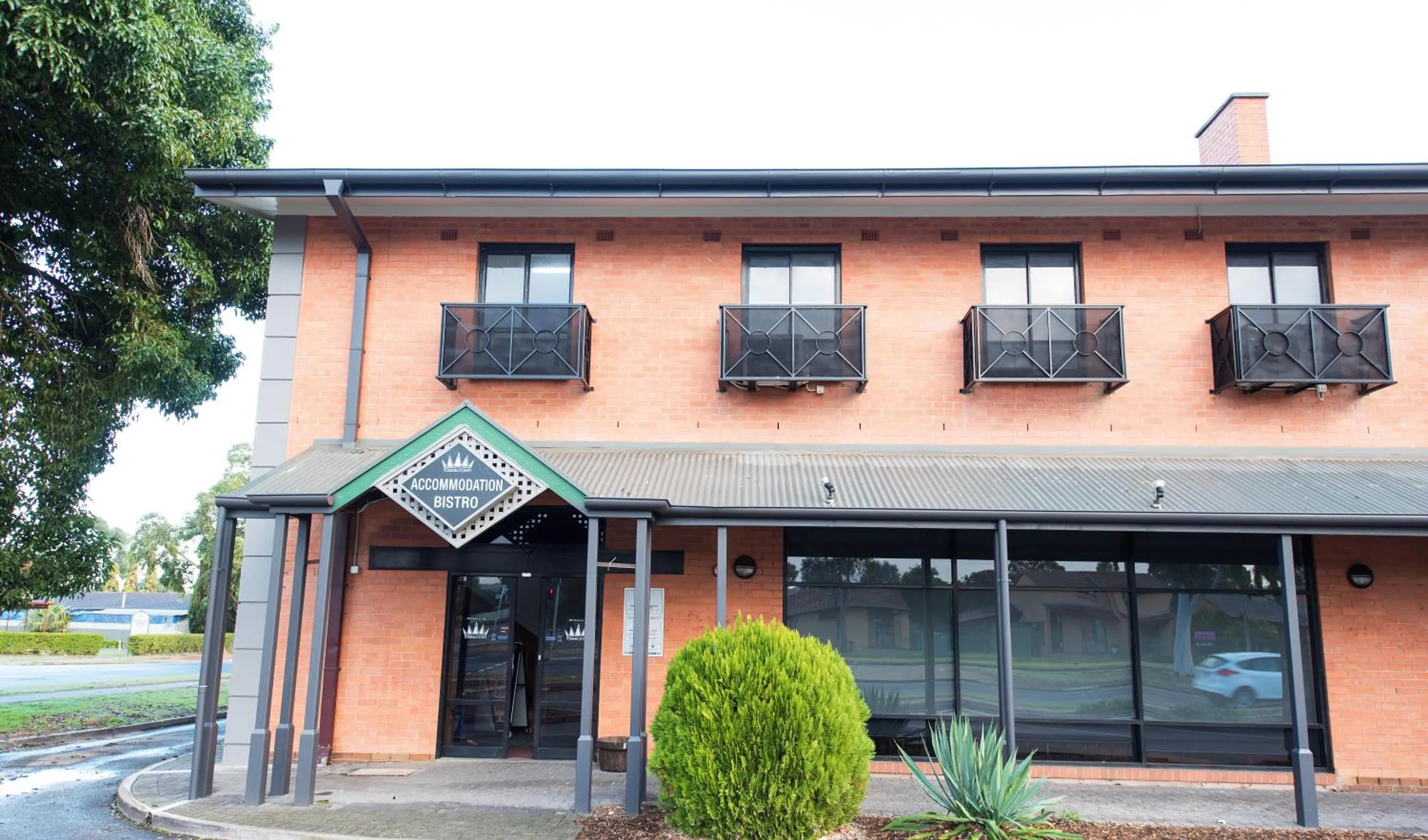 Facade/entrance in Nightcap at Rose & Crown Hotel