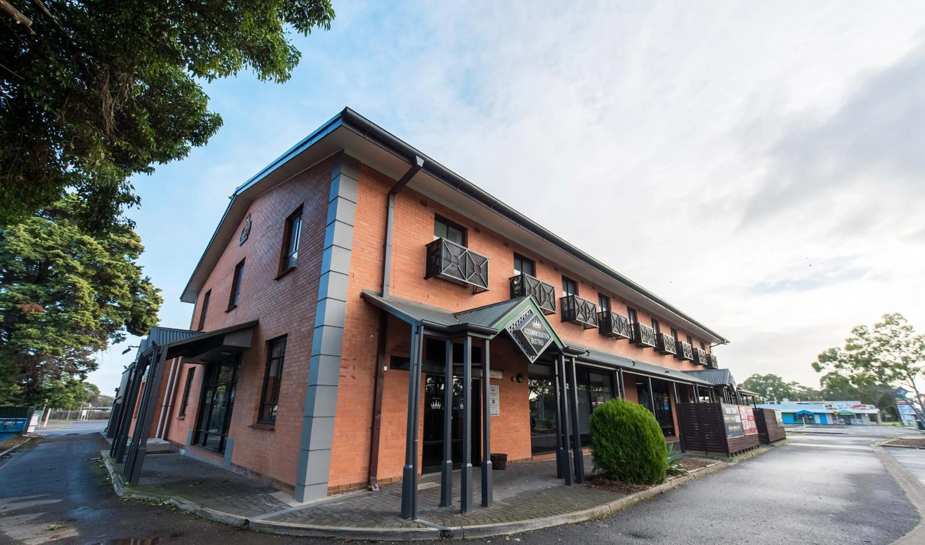 Facade/entrance in Nightcap at Rose & Crown Hotel