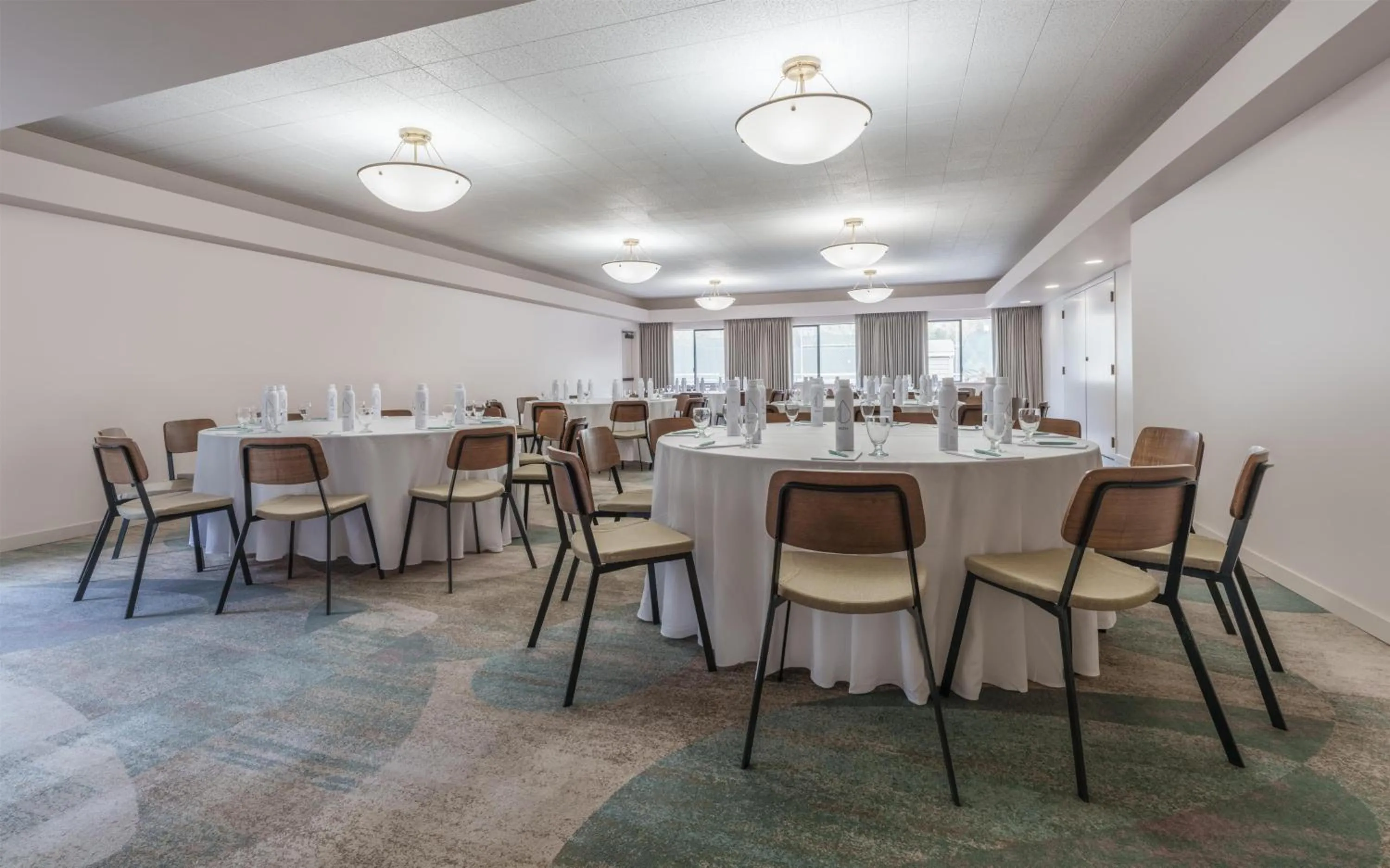 Meeting/conference room in Flamingo Resort & Spa Santa Rosa Sonoma, Tapestry by Hilton