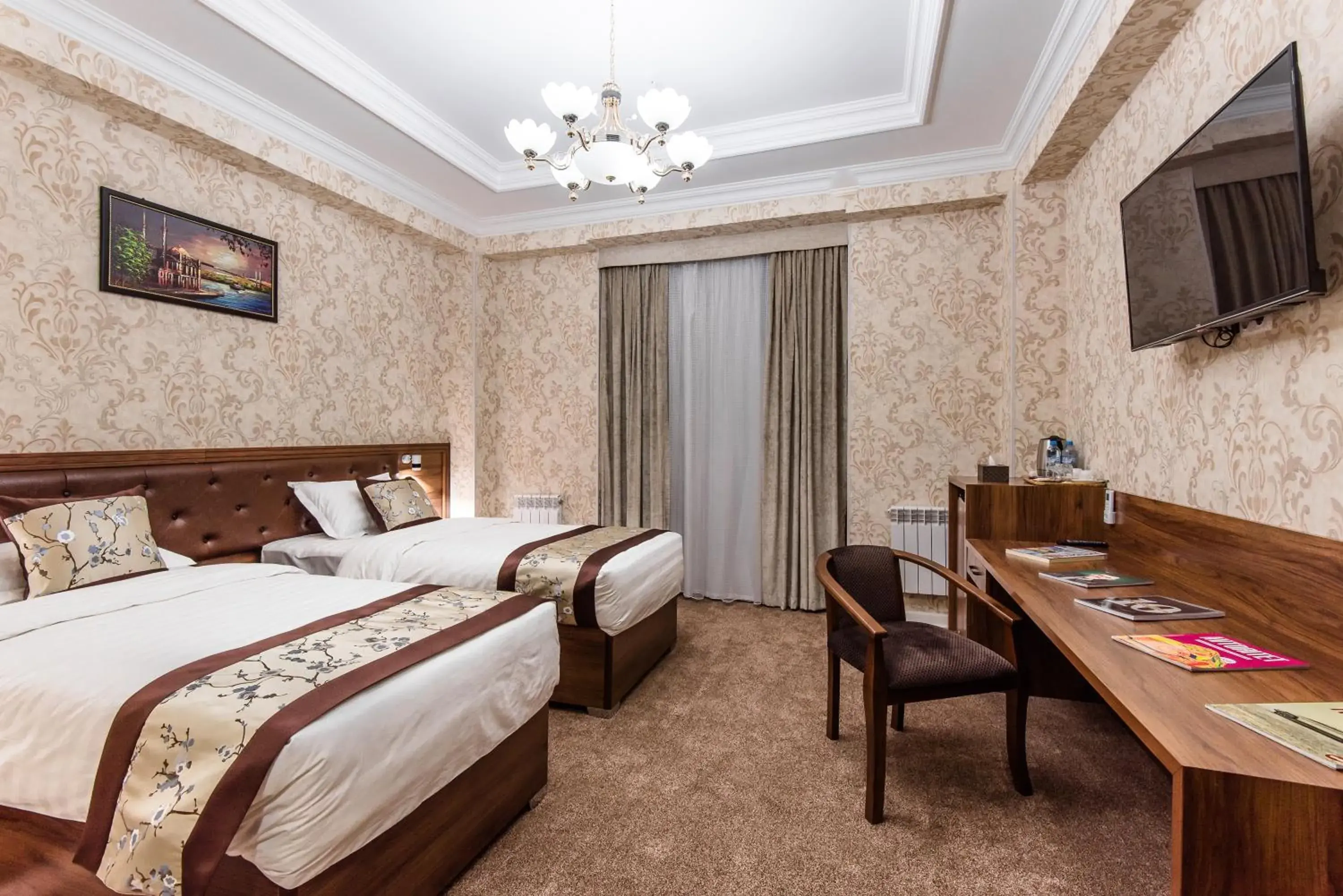 Double or Twin Room with Bathroom in Michelin Hotel Double or Twin Room with Bathroom in Michelin Hotel