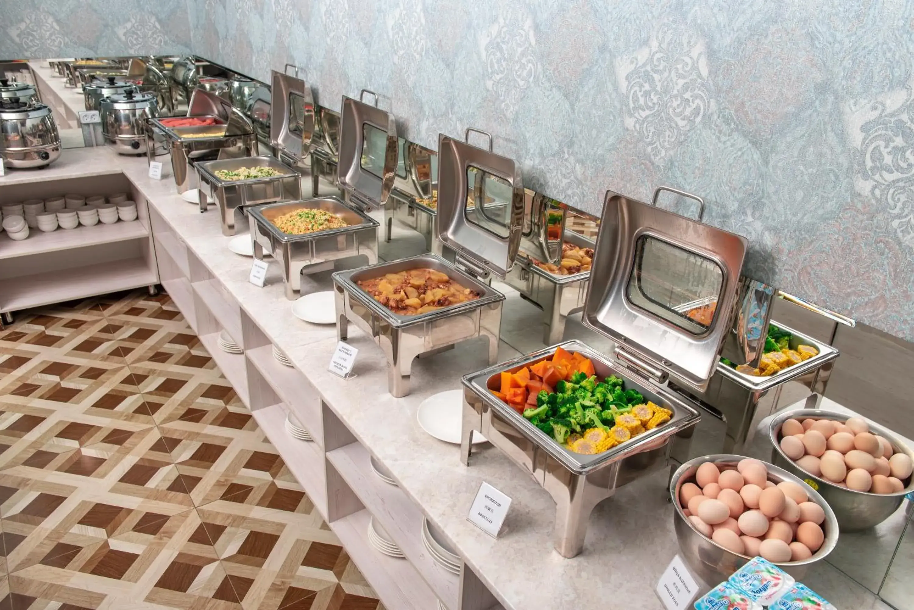 Buffet breakfast in Michelin Hotel Buffet breakfast in Michelin Hotel