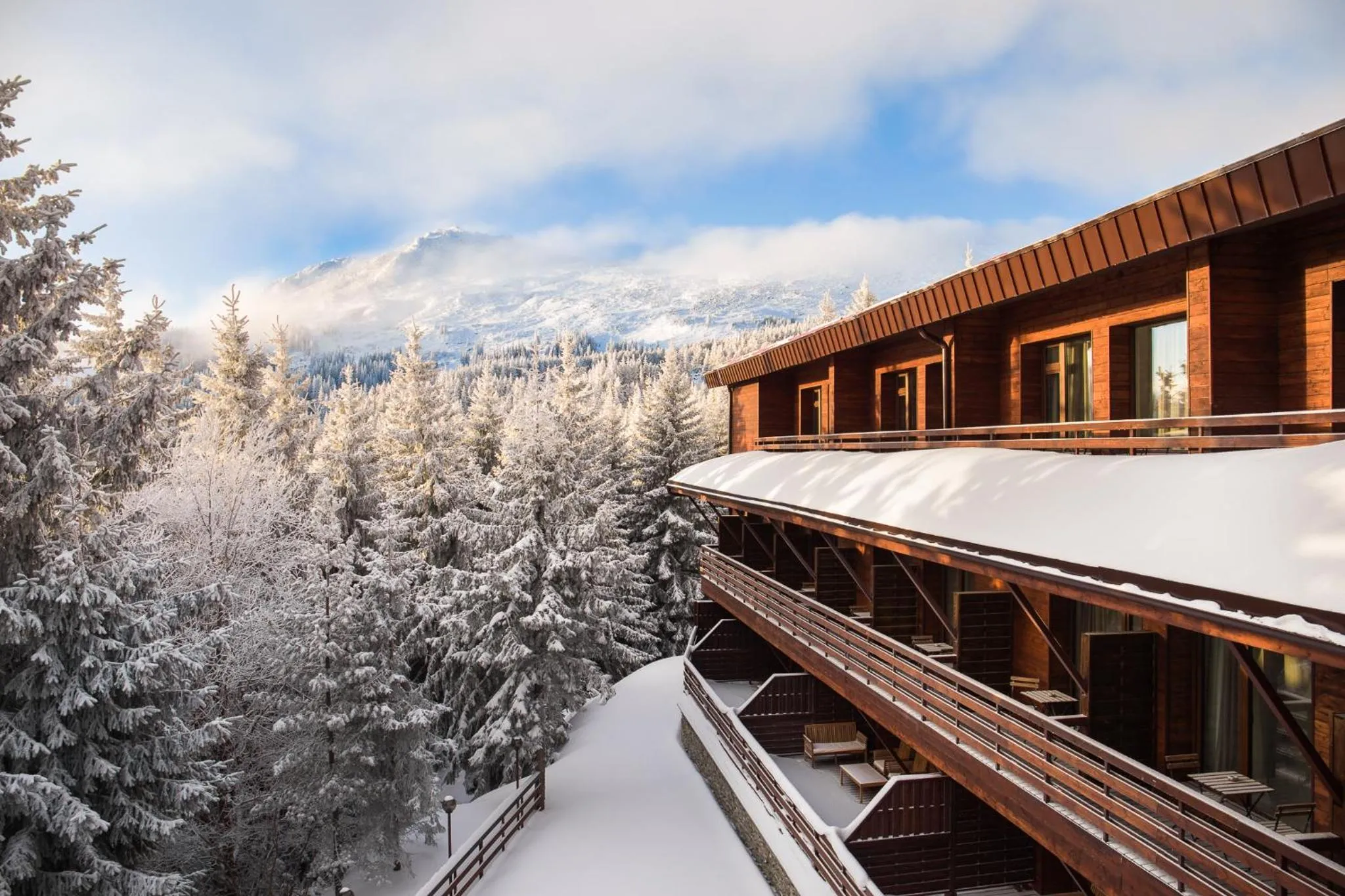 Property building in Hotel and Relax Moreni