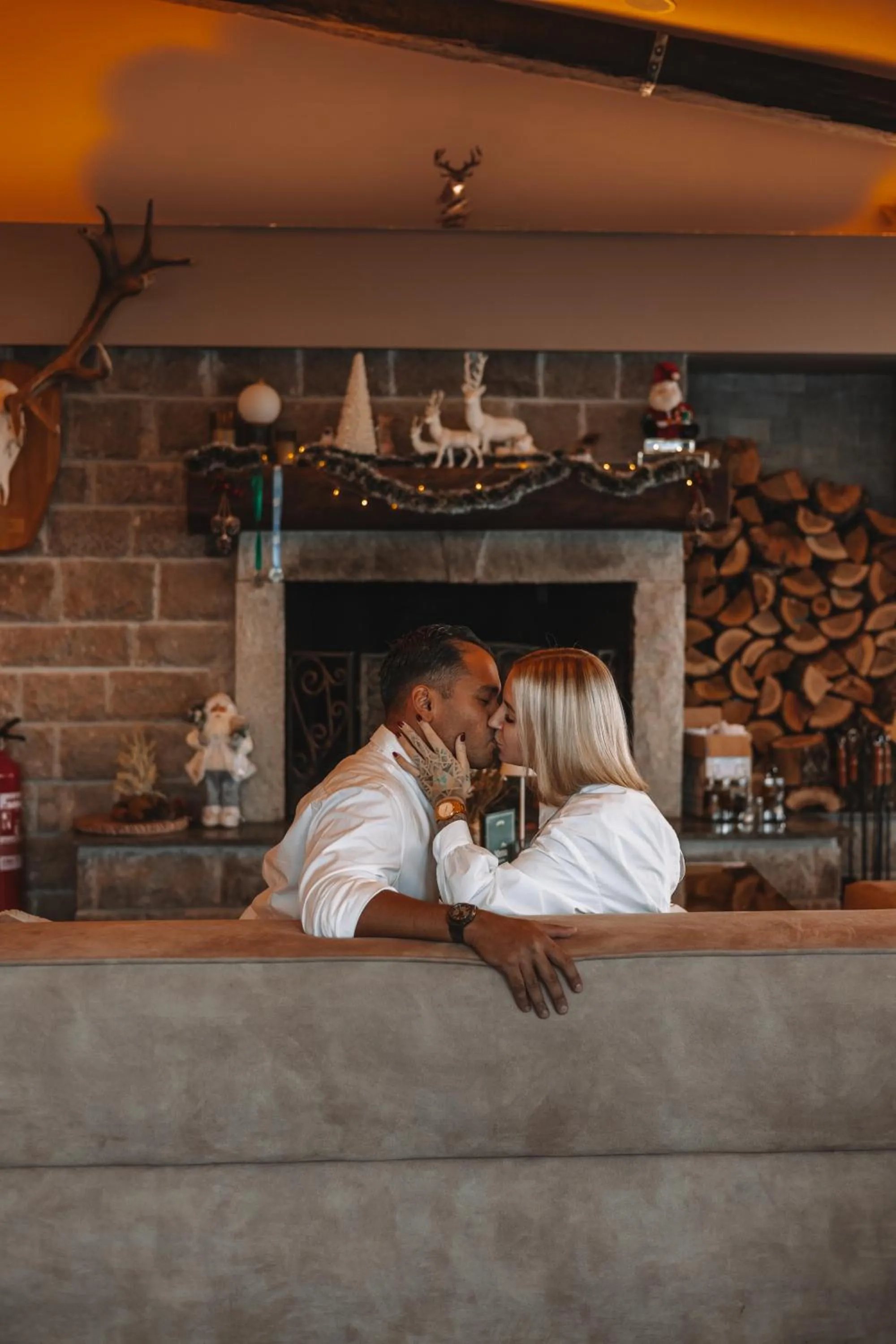 Restaurant/places to eat in Hotel and Relax Moreni