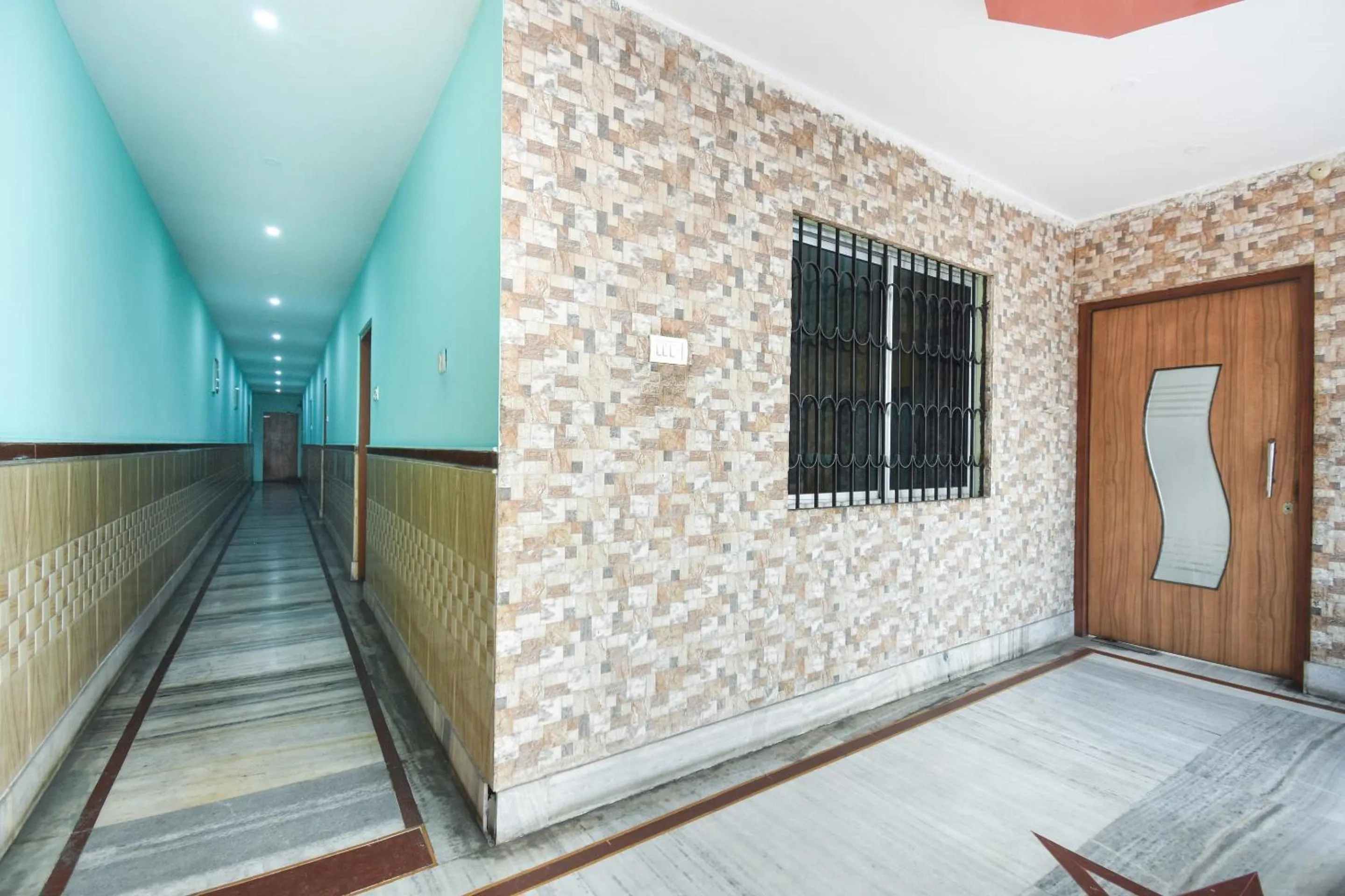 Facade/entrance in Hotel O Kohinoor