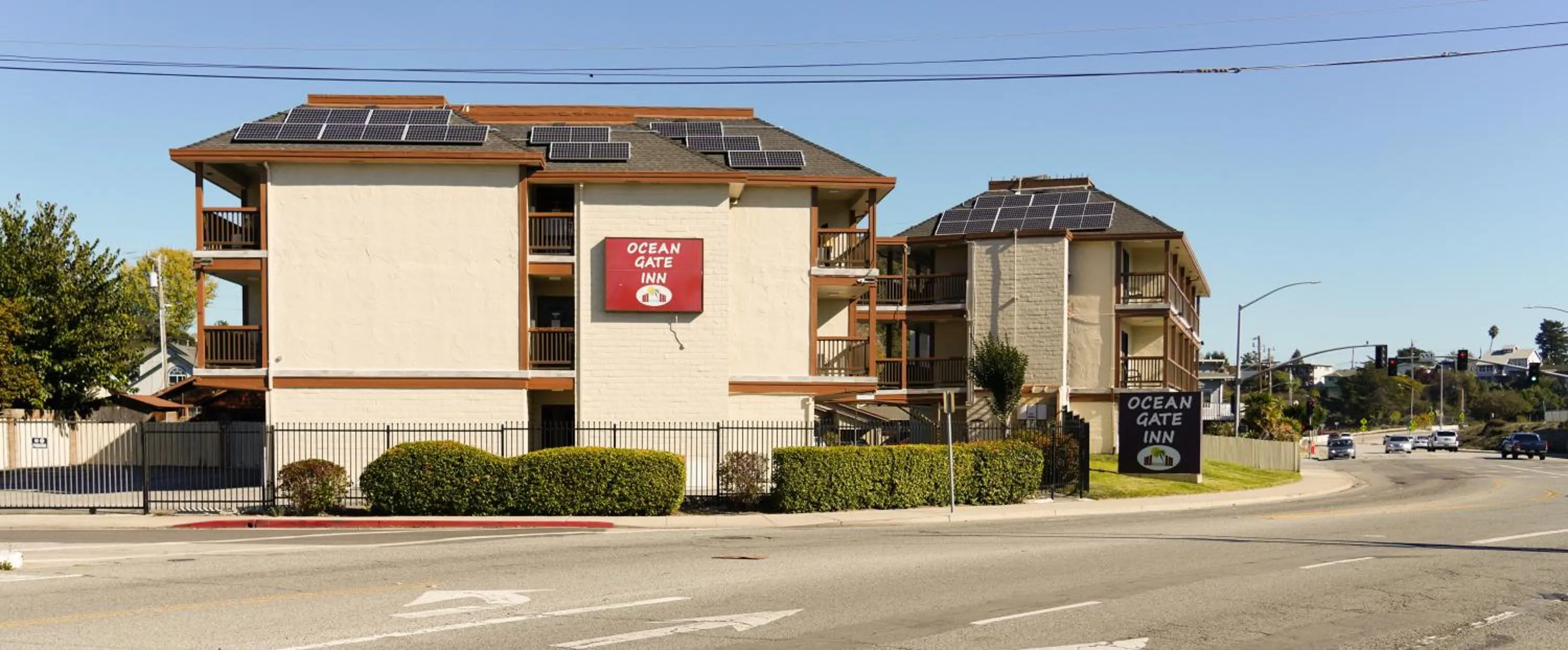 Property building in Ocean Gate Inn