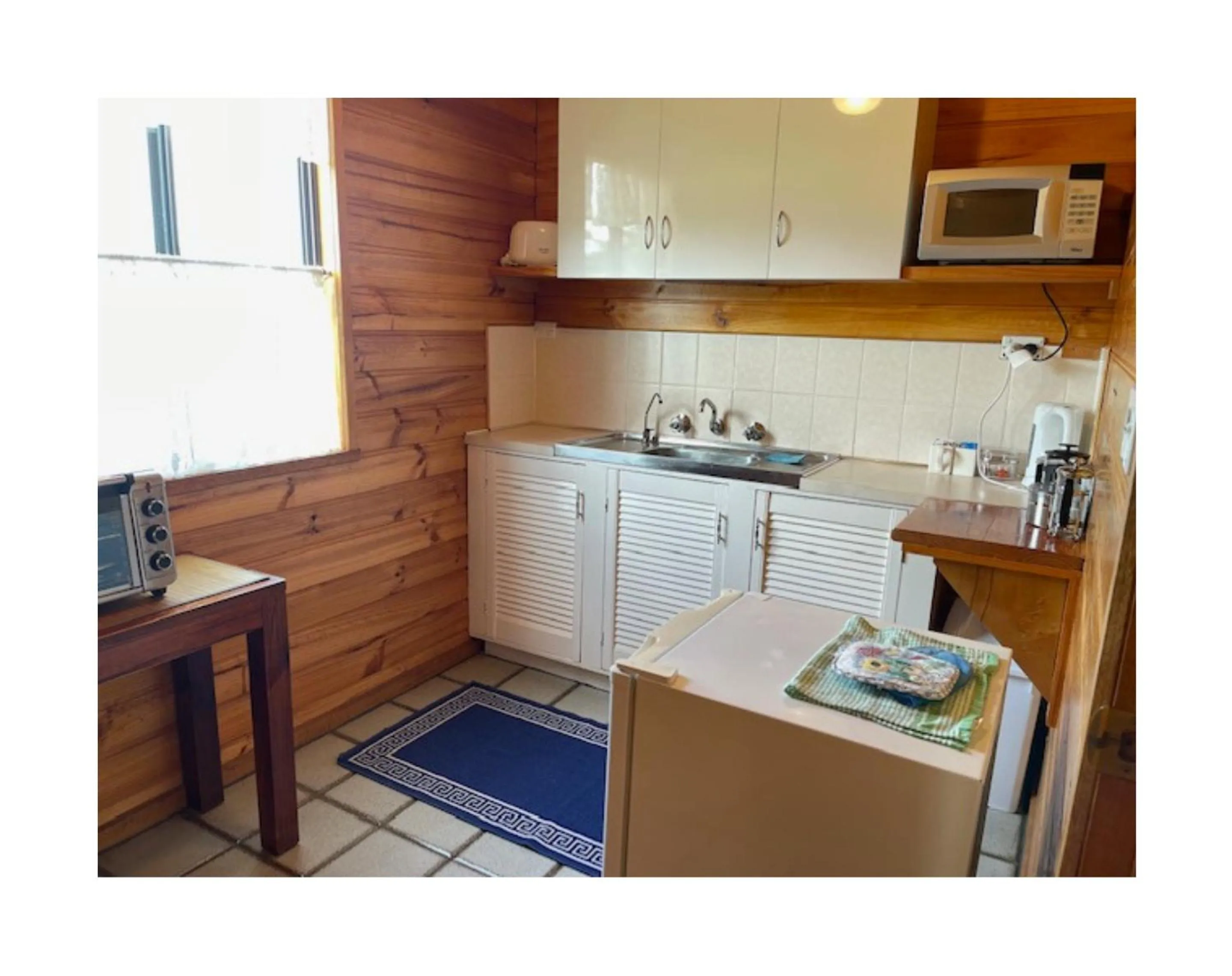 Coffee/tea facilities in Alexanders Of Richmond