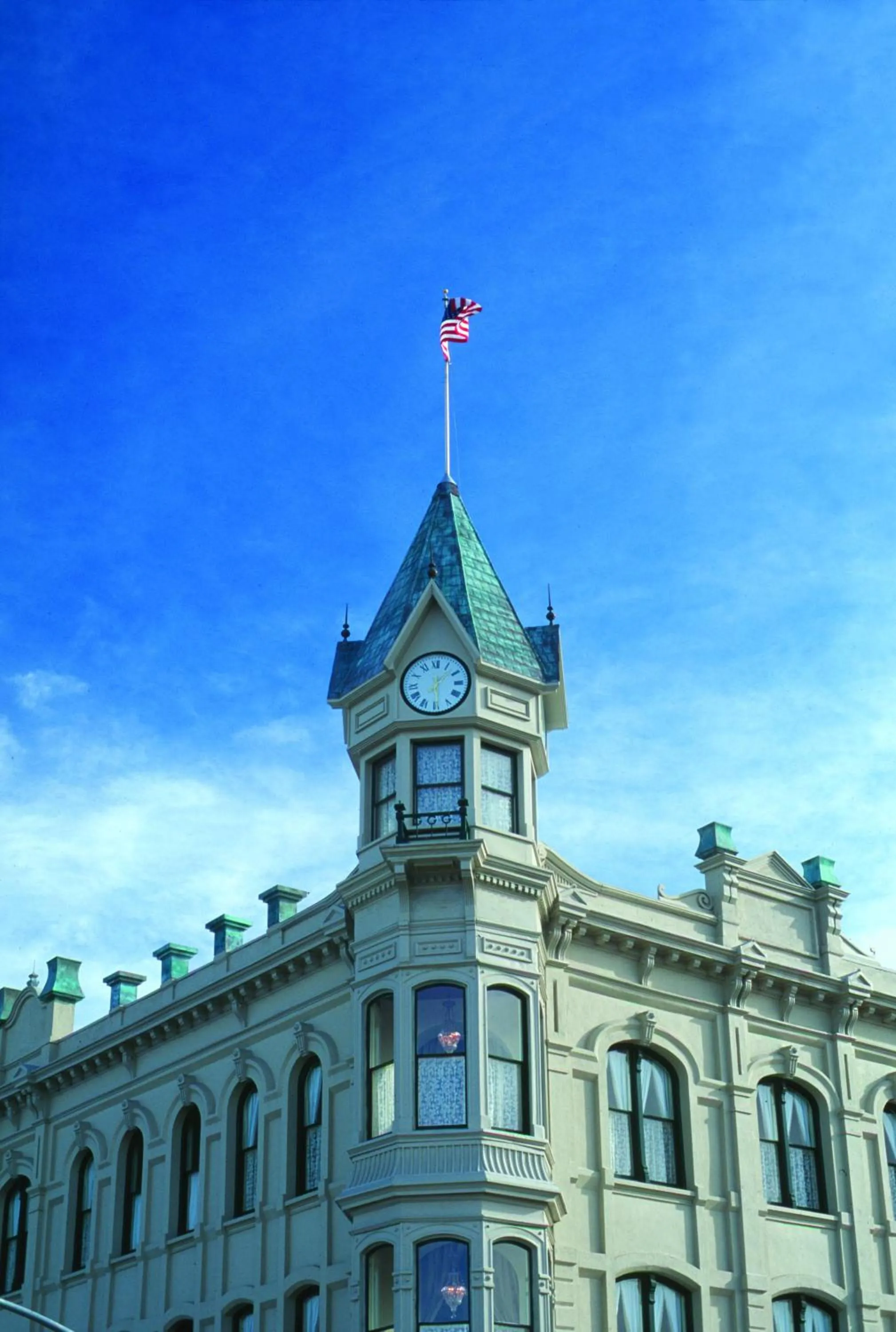 Facade/entrance in Geiser Grand Hotel