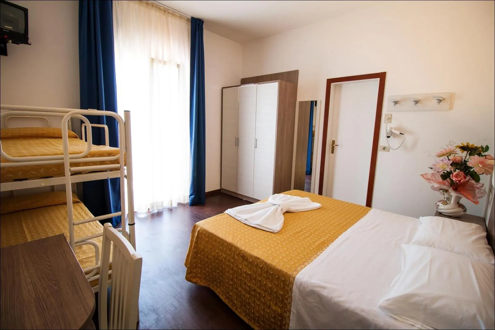 bunk bed in Hotel Belfiore