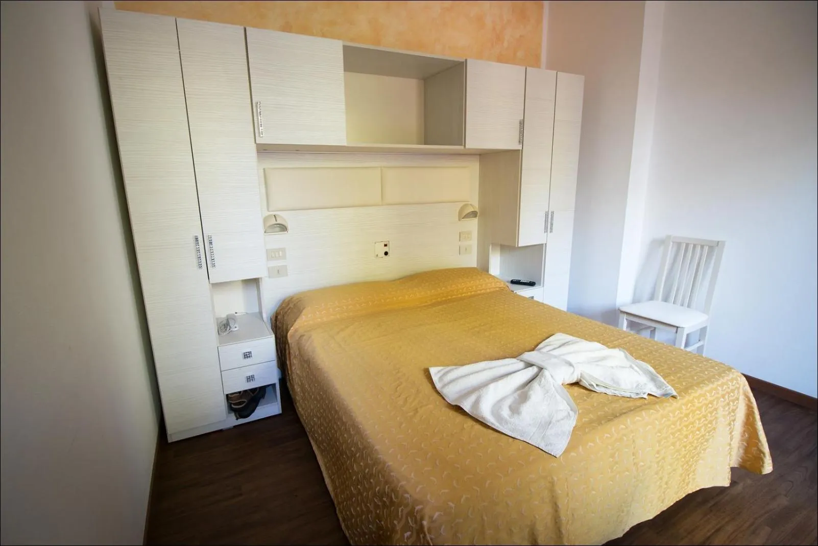 Bed in Hotel Belfiore