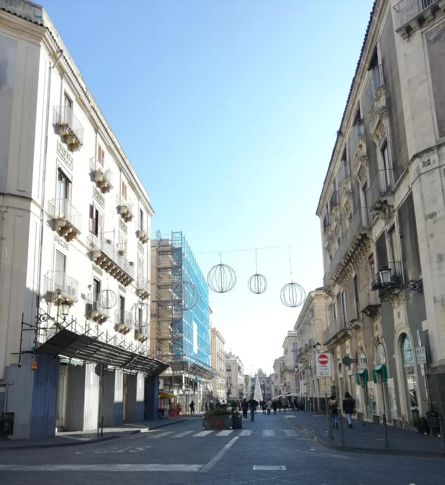 Neighbourhood in DG Sicily