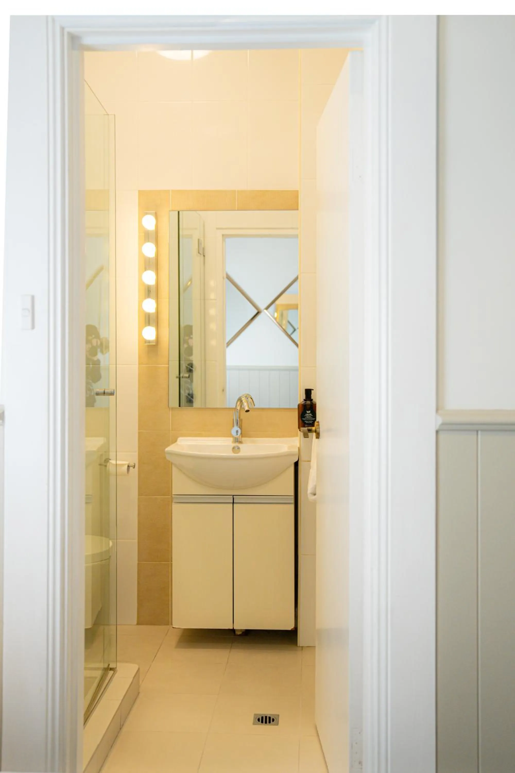 Cremorne Point Manor