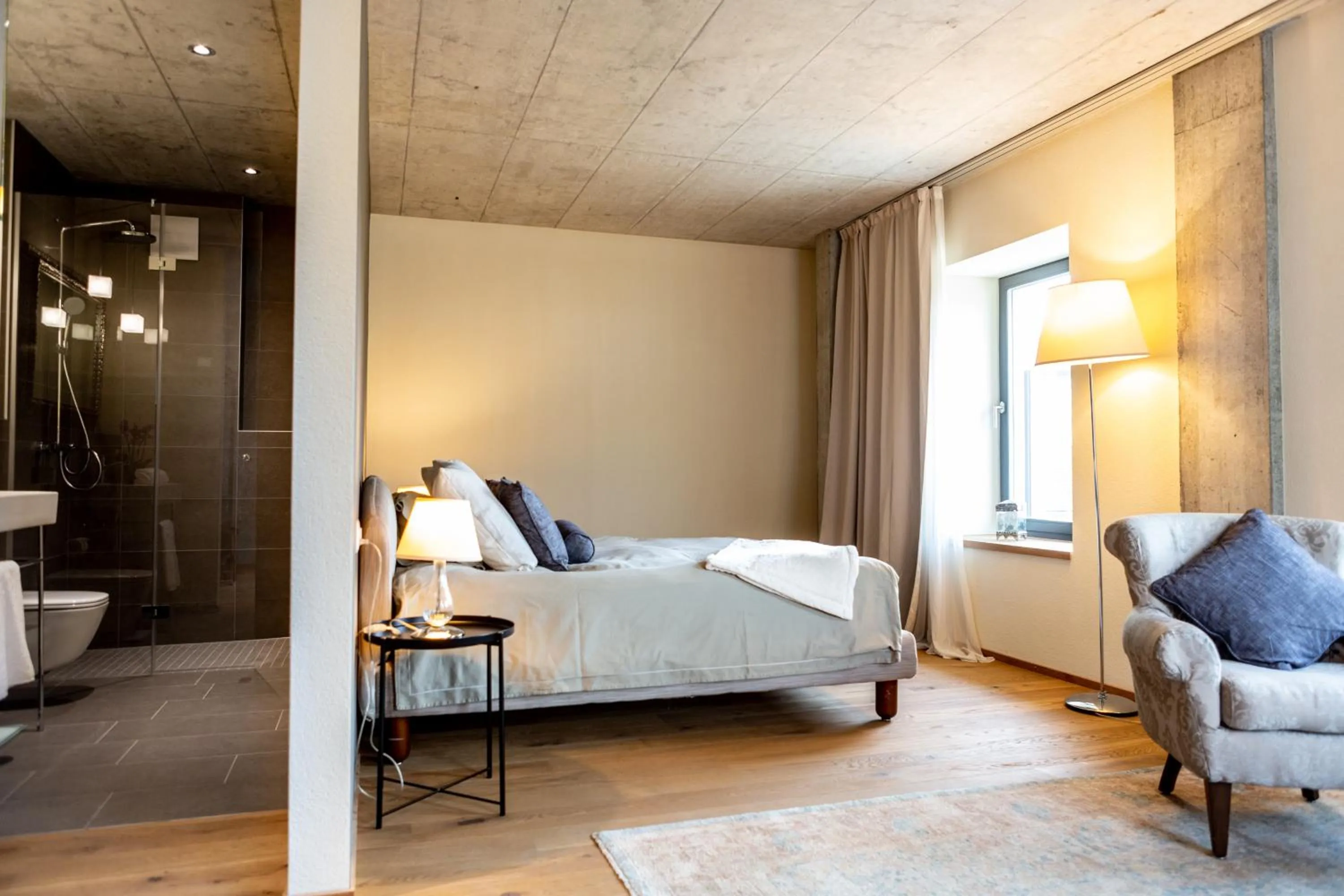 Bed in Hotel de l’Ours Preles