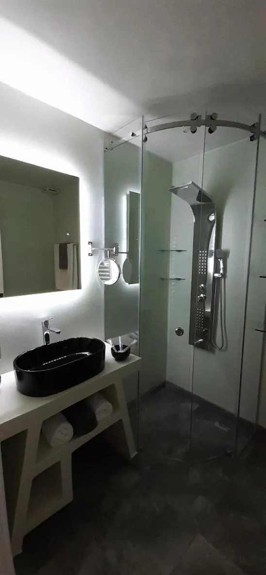 Shower in Andros 4 All Seasons Villas & Suites