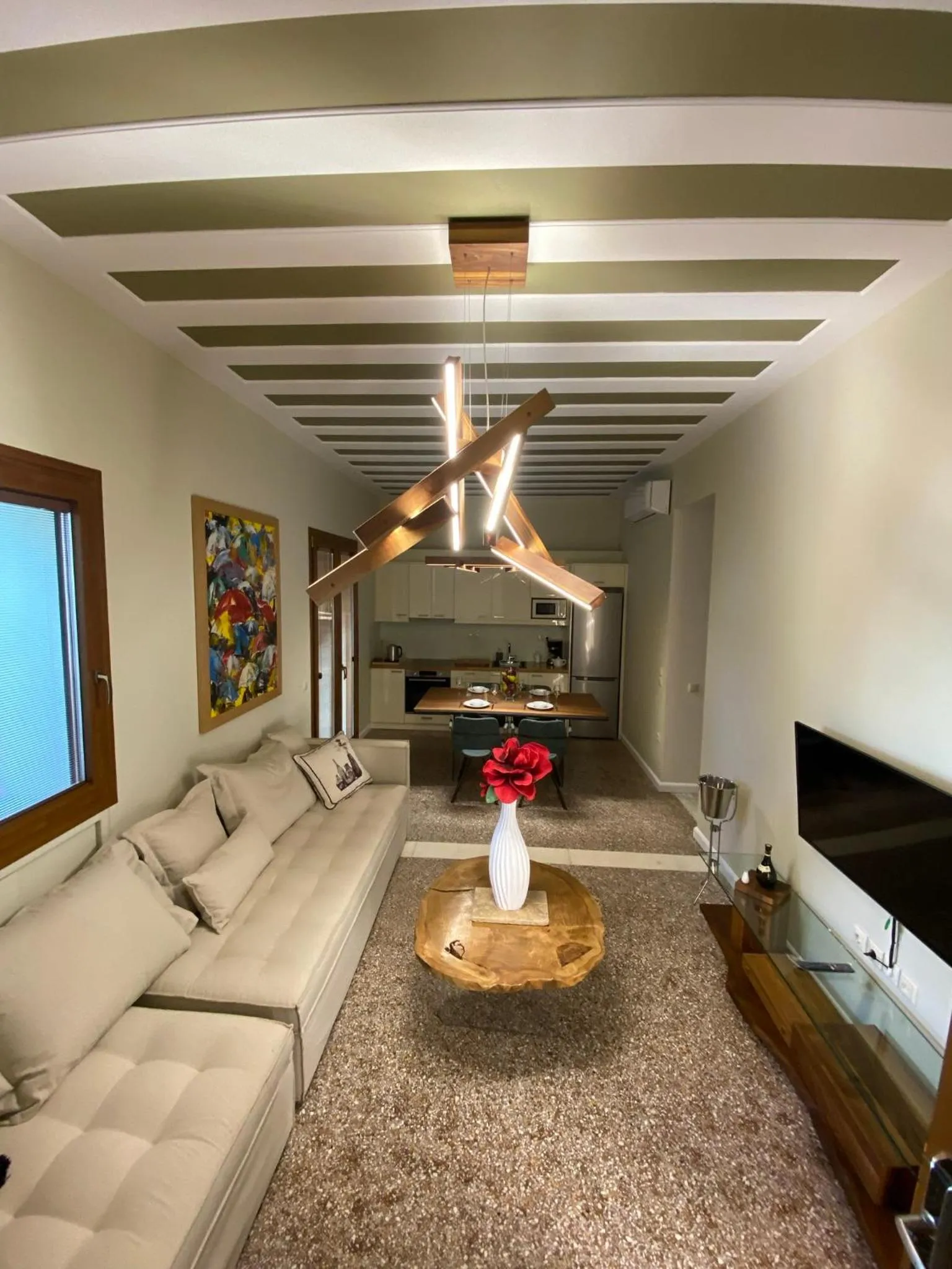 TV and multimedia in Andros 4 All Seasons Villas & Suites