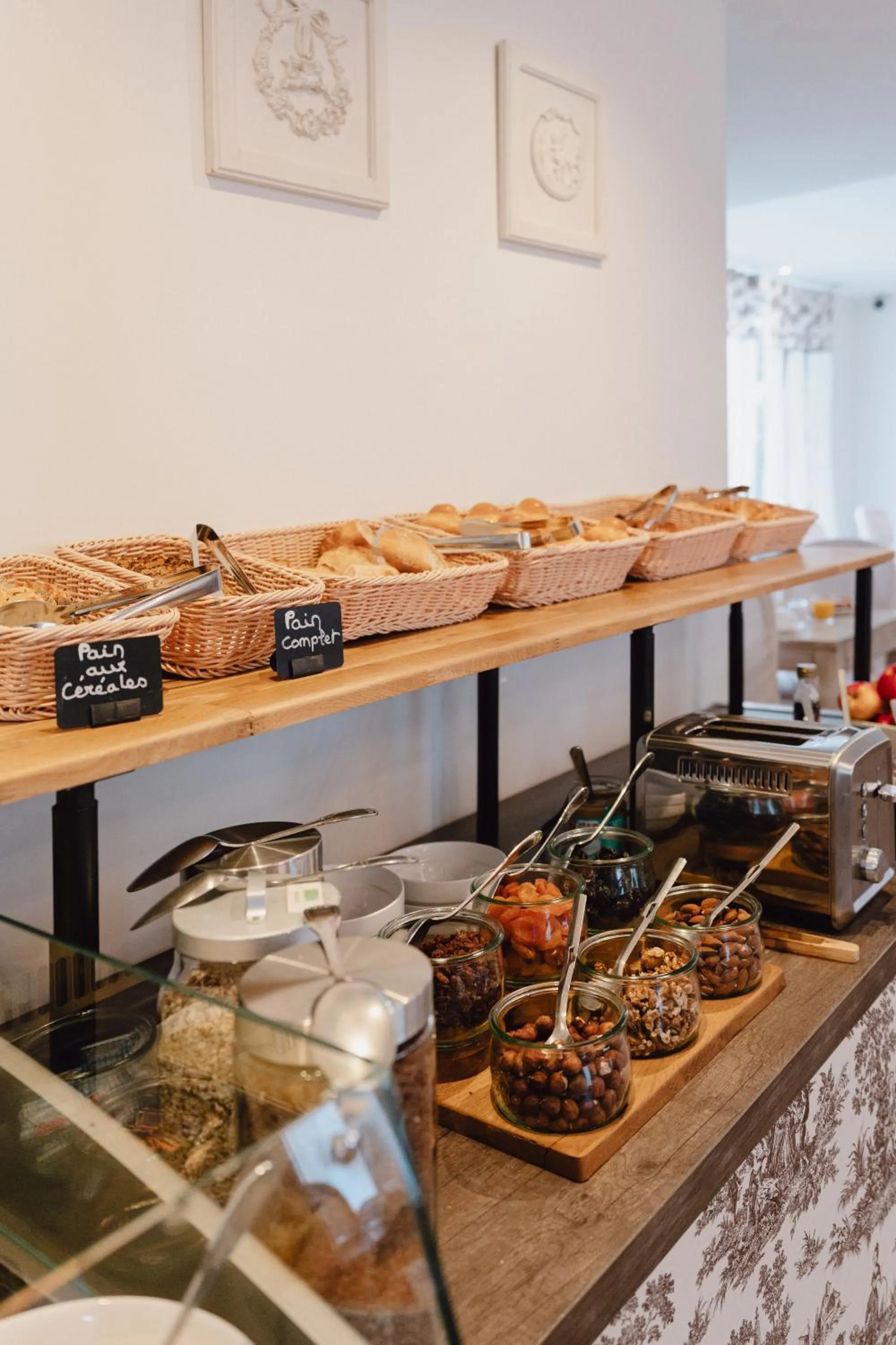 Breakfast in Grand Hôtel des Bains SPA