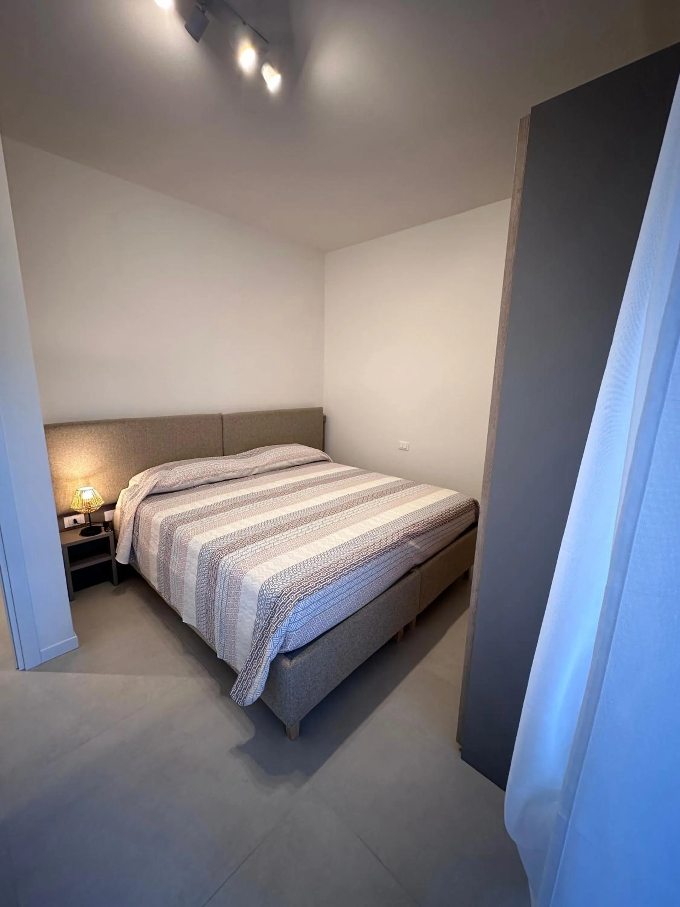 Bedroom, Bed in La Villa Desenzano