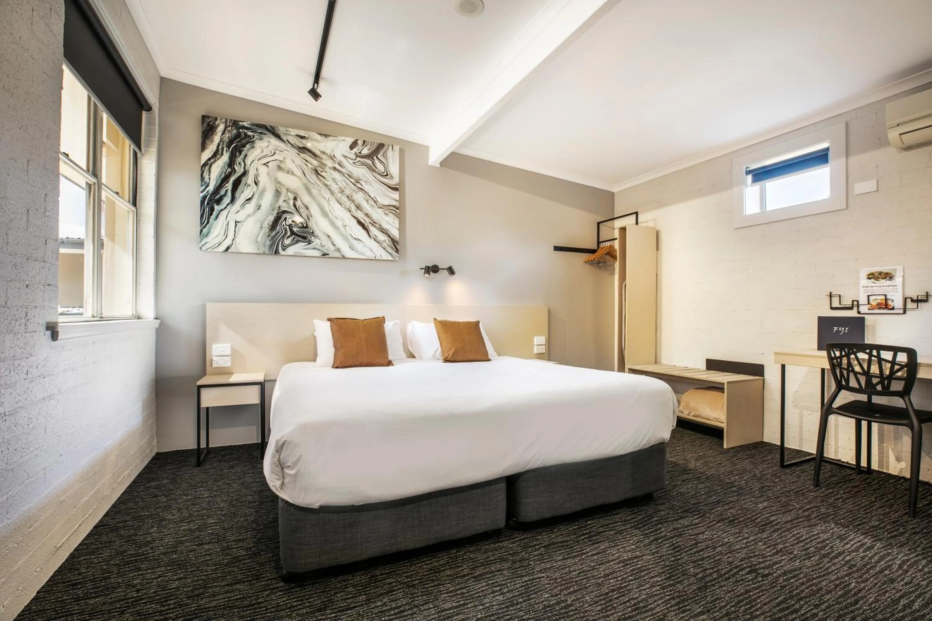 Bedroom, Bed in Nightcap at Colyton Hotel