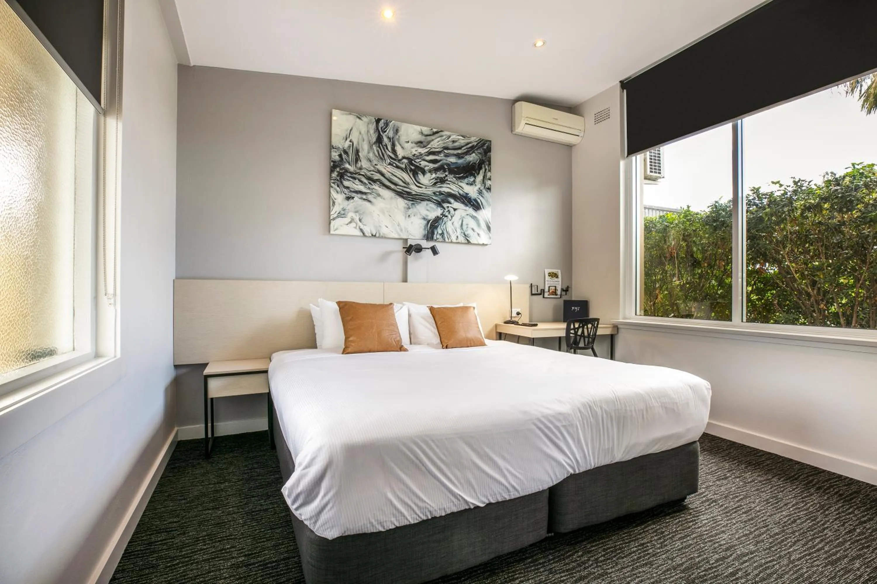 Bedroom, Bed in Nightcap at Colyton Hotel