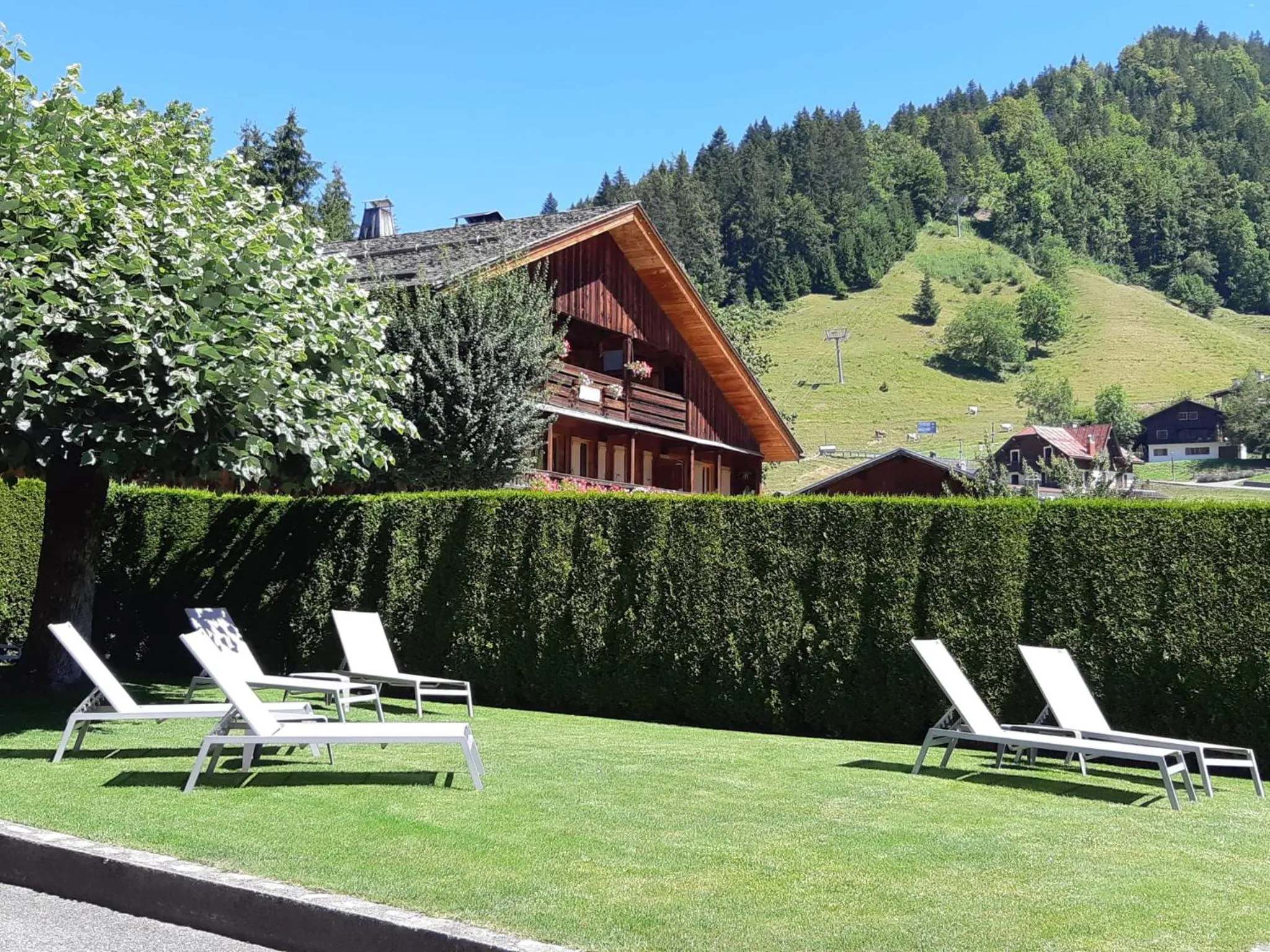Hôtel-Chalet Les Ecureuils Restaurant, Piscine, Jardin, Garage