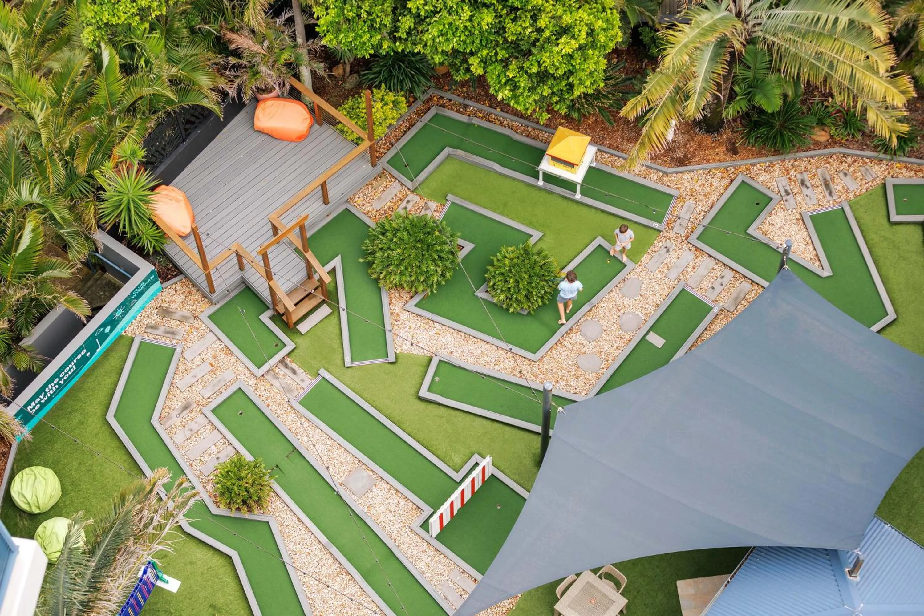 Minigolf in Club Wyndham Kirra Beach