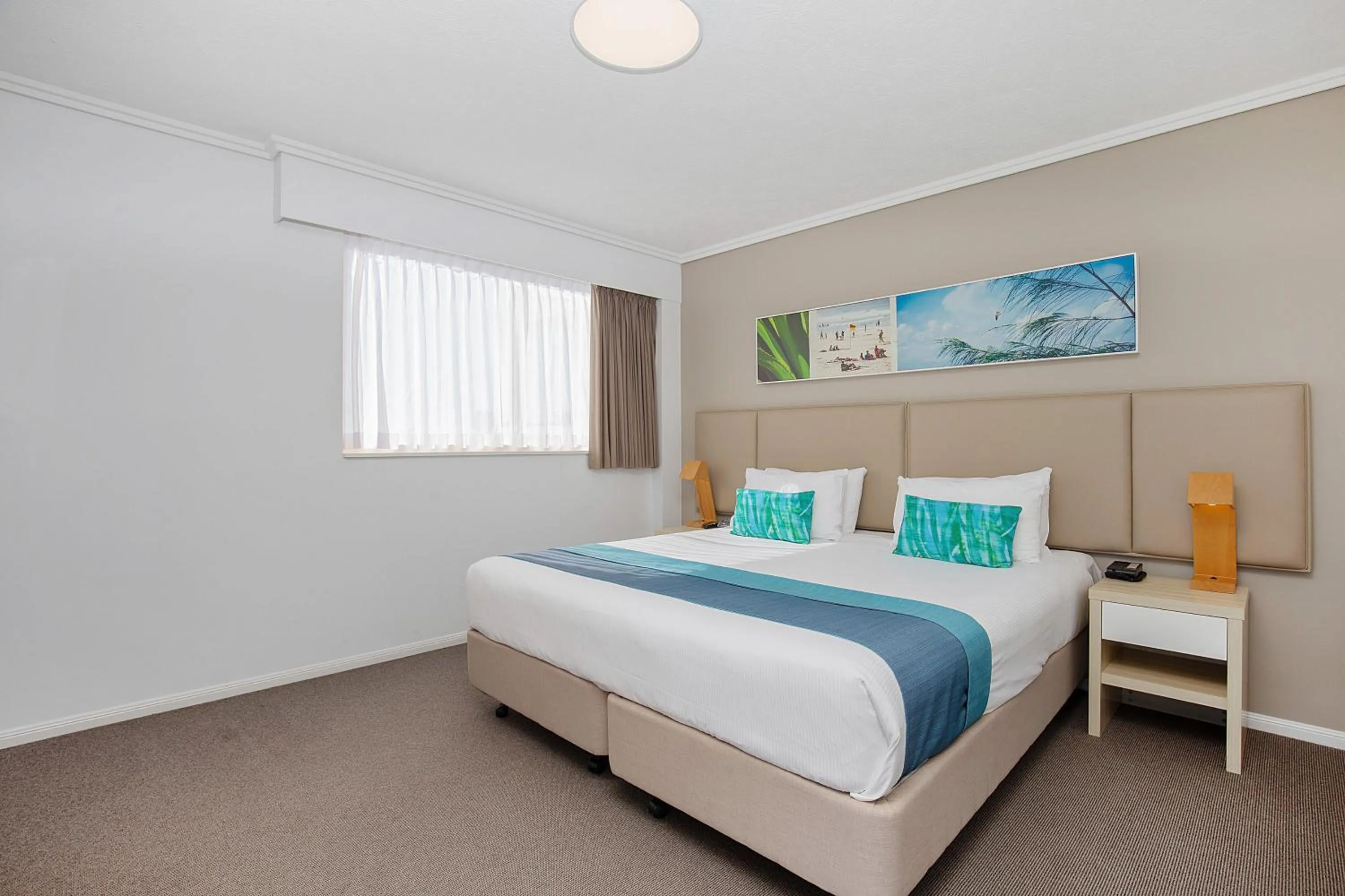 Bedroom, Bed in Club Wyndham Kirra Beach