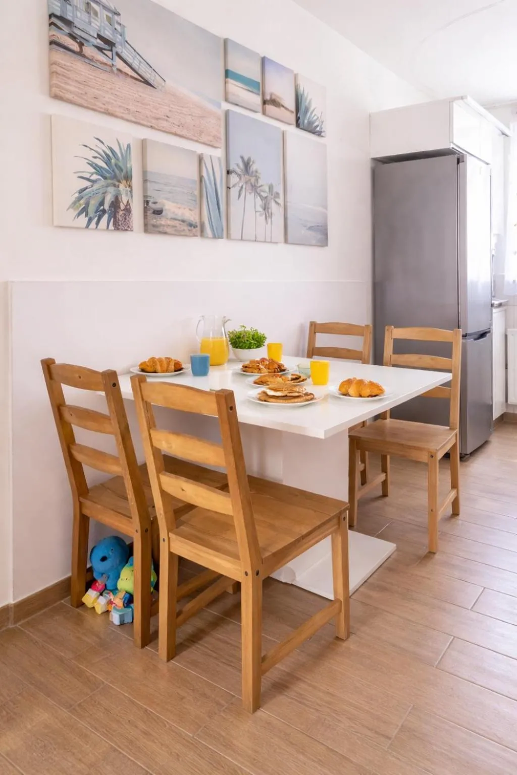 Comfort 14 - Quiet City Apartment with Free Parking