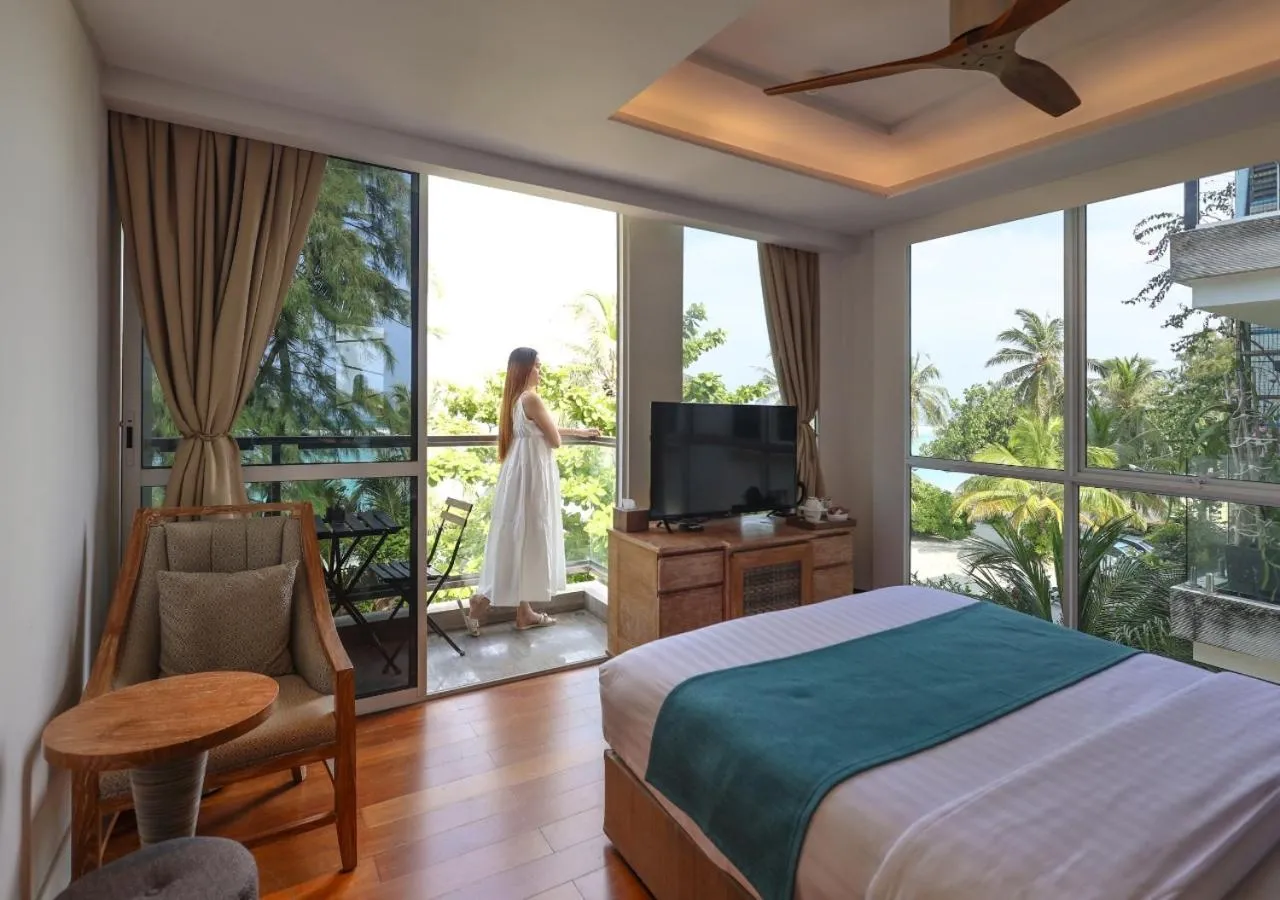 Balcony/Terrace, Bed in Seasalter Maldives