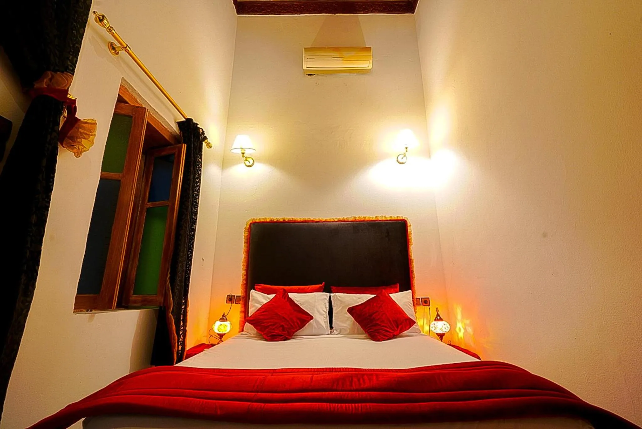Deluxe Triple Room in Riad Sahraui