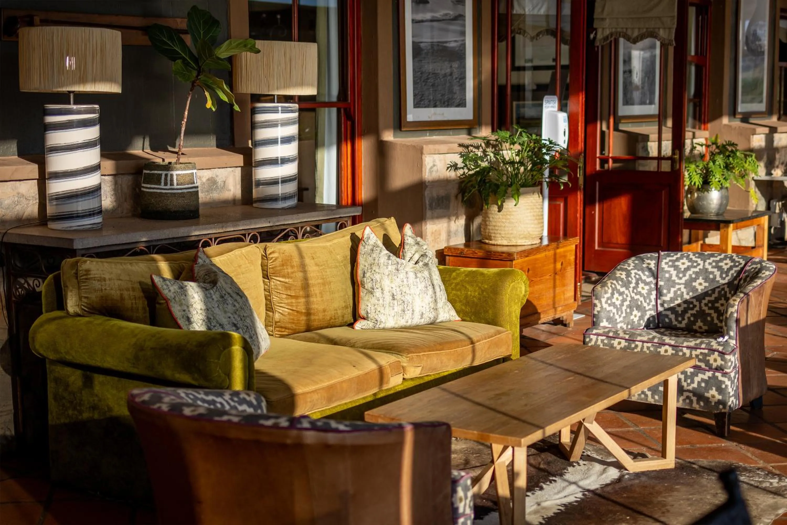 Seating area in Gowrie Farm Golf Lodge